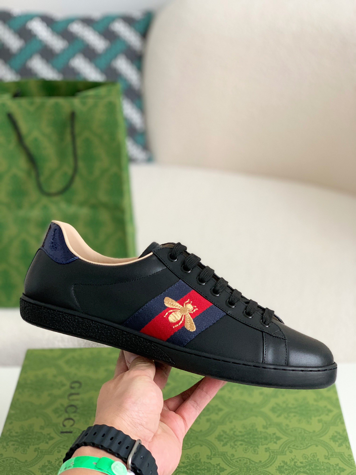 「#19」Gucci sneakers Support chip phone sensing - Image 3