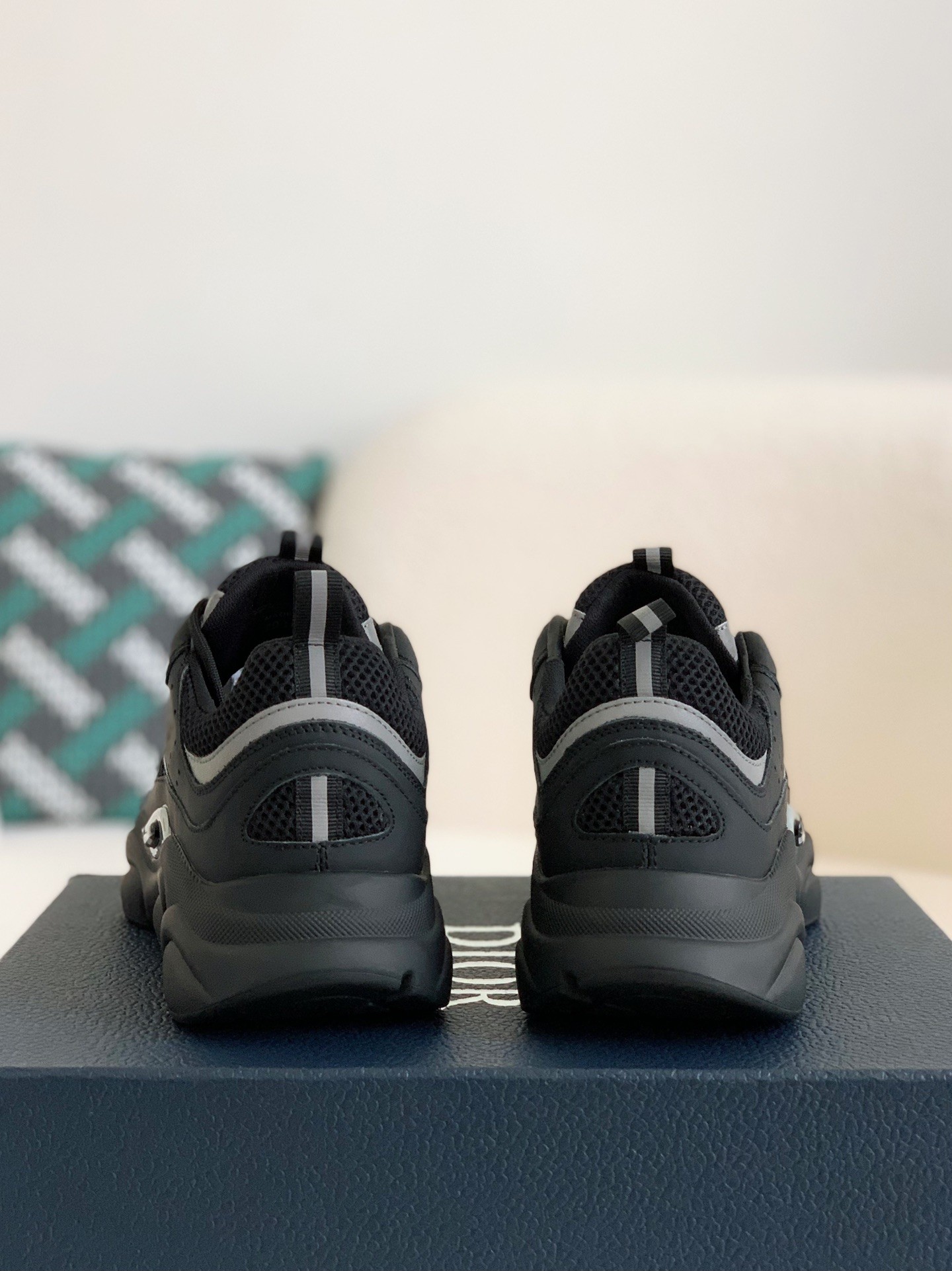 「#42」DIOR classic B22 Clunky Sneaker - Image 5