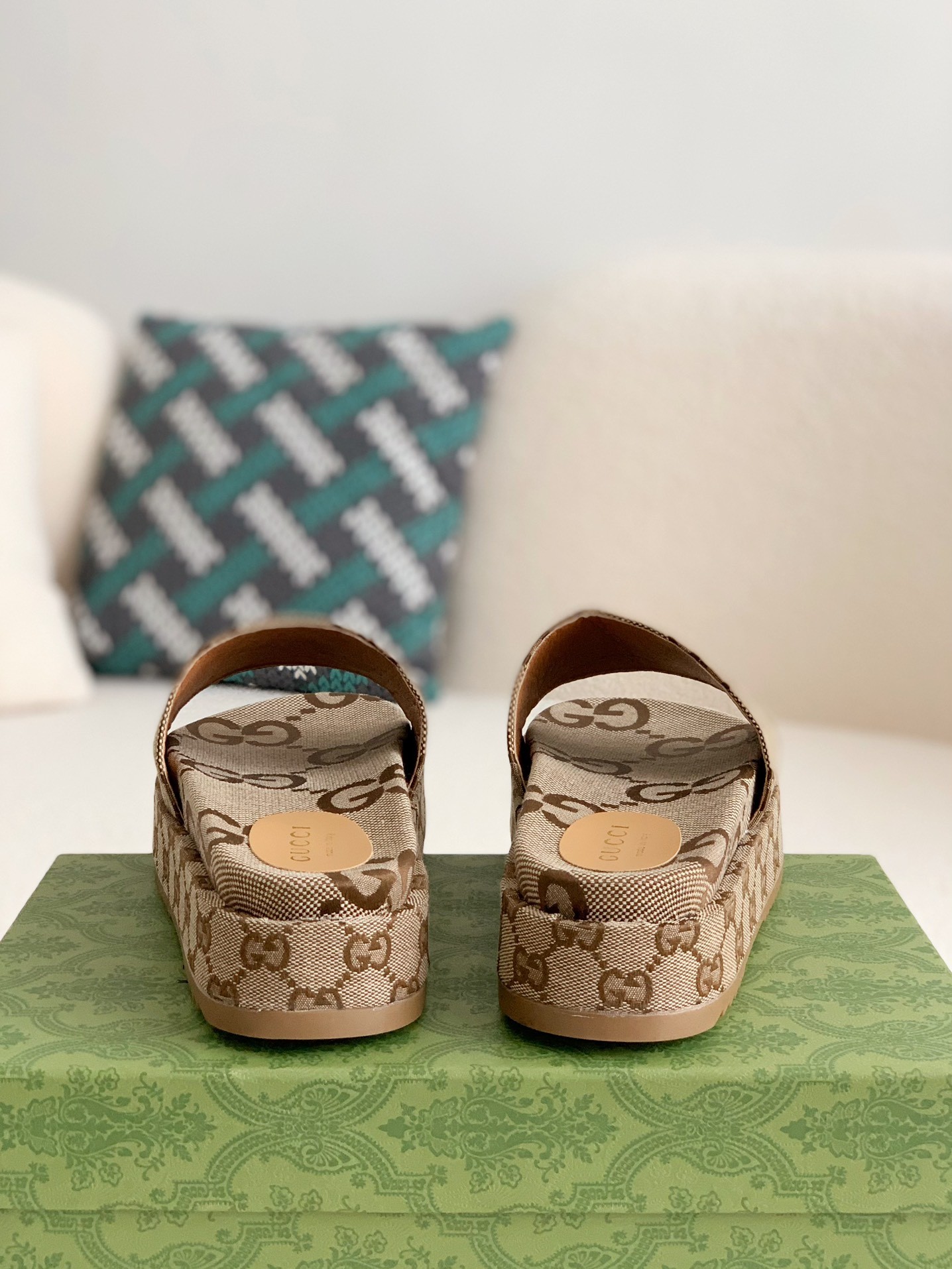 「#93」Gucci Ladies Slippers - Image 5