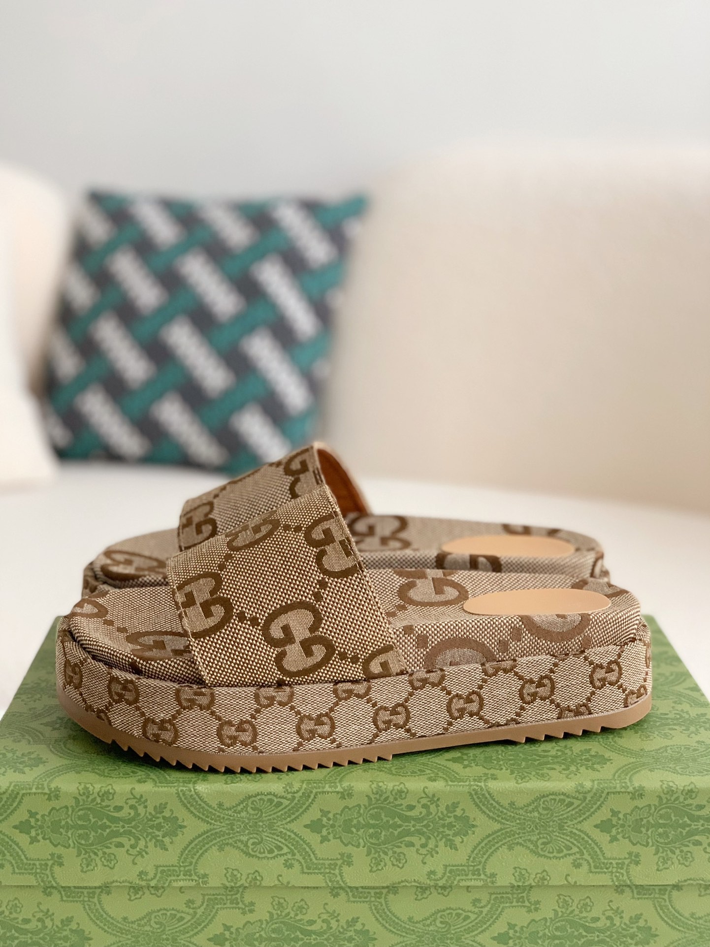 「#93」Gucci Ladies Slippers
