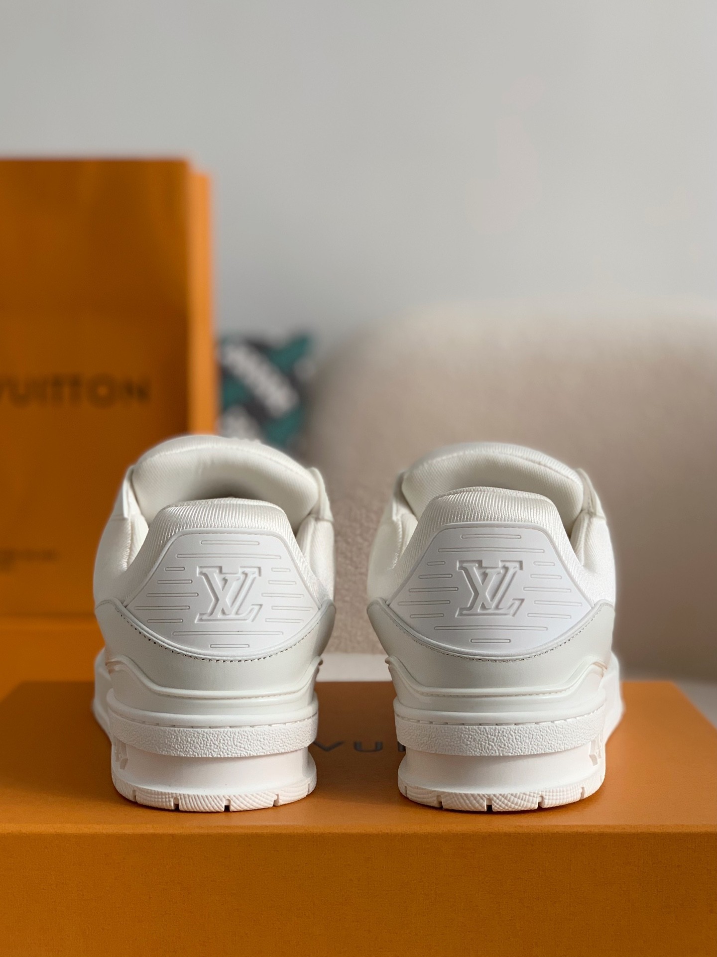 「#94」LOUIS VUITTON TRAINER SNEAKERS - Image 5