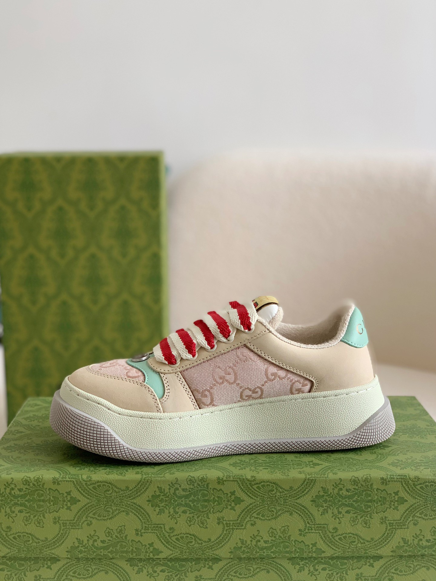 「#96」Gucci sneakers Cowhide - Image 4