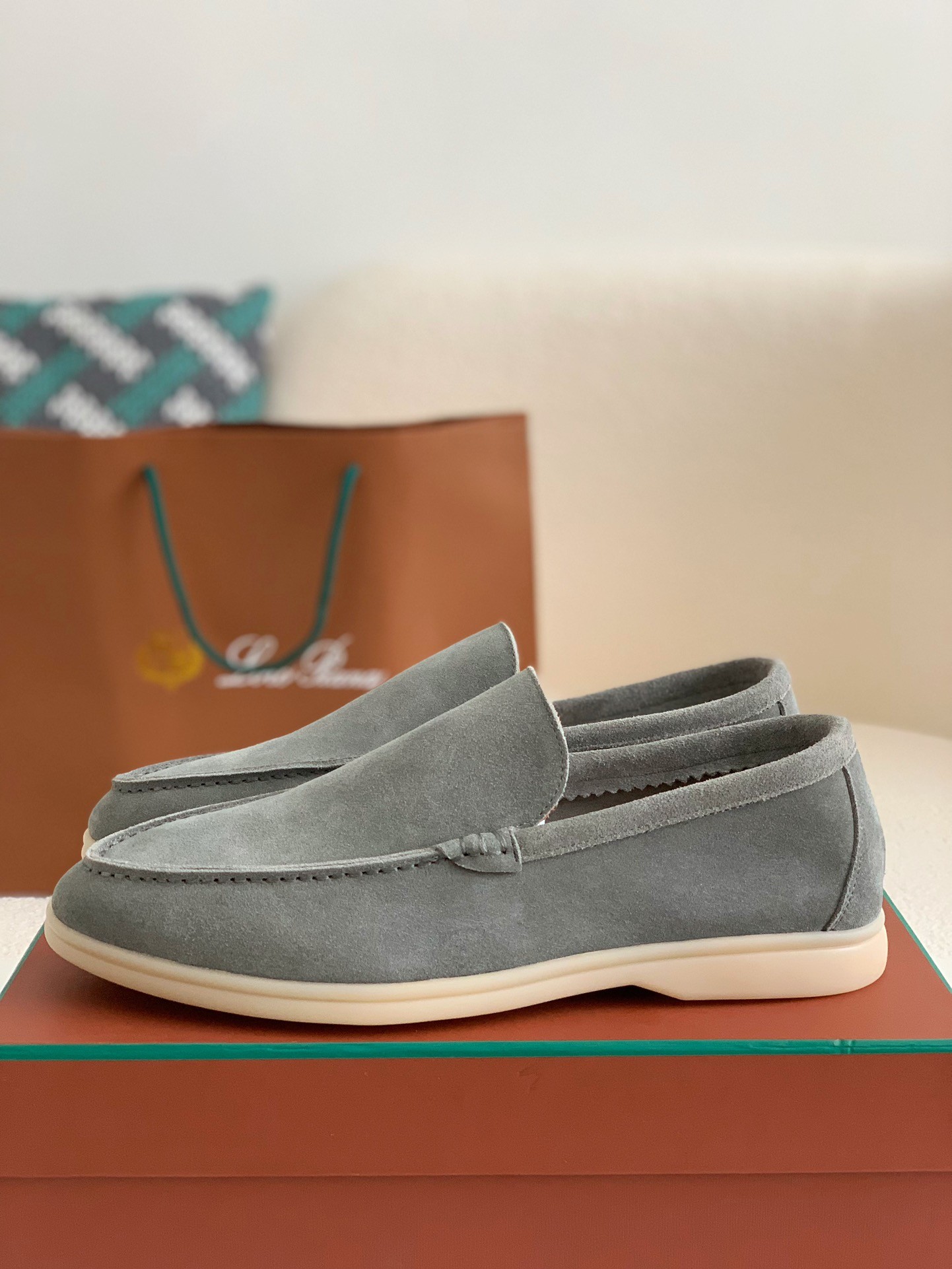 「#99」Loro Piana Summer Charms Walk Moccasin Shoes