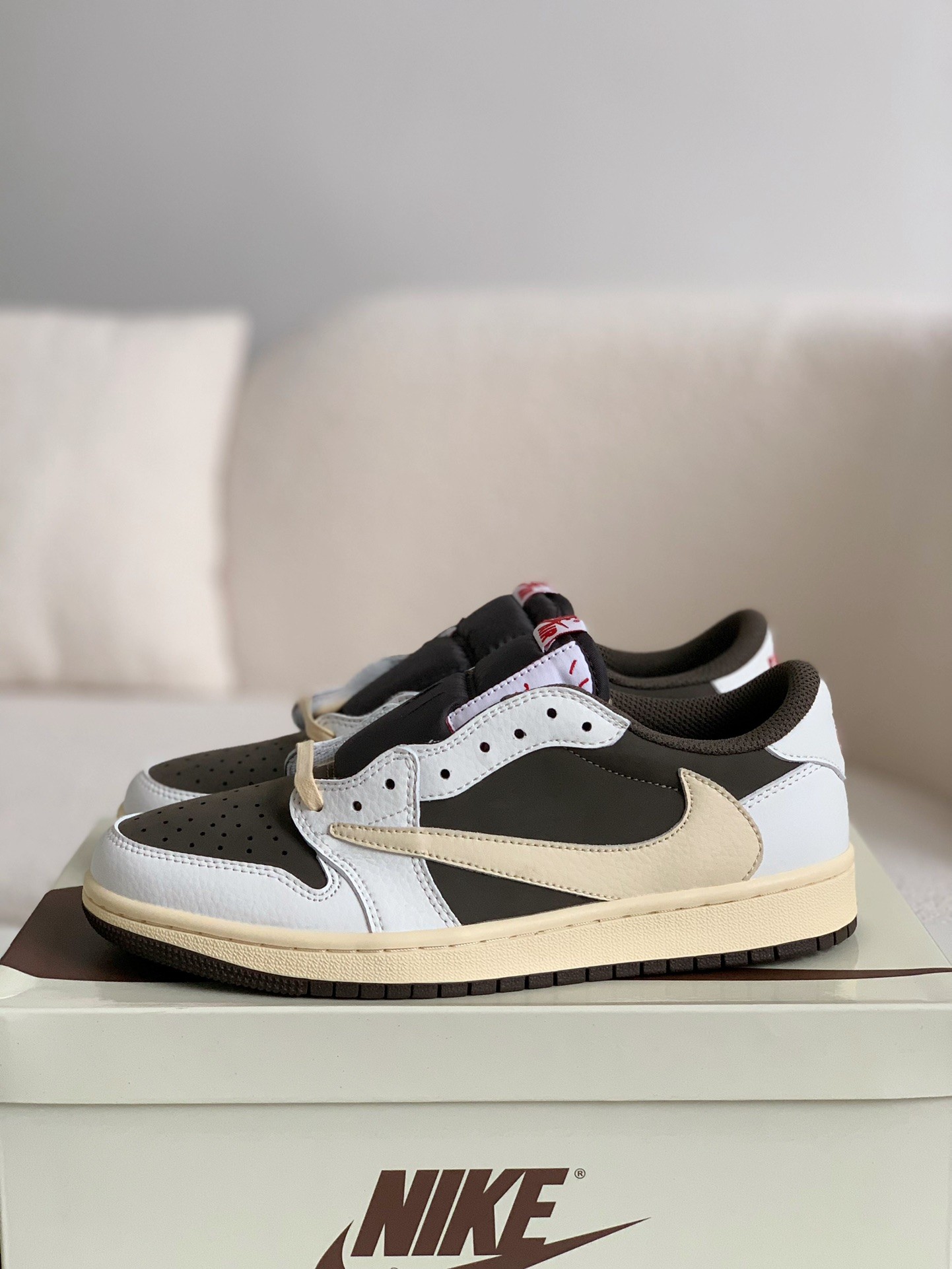 「#110」Nike AirJordan1 x TravisScott AJ Low