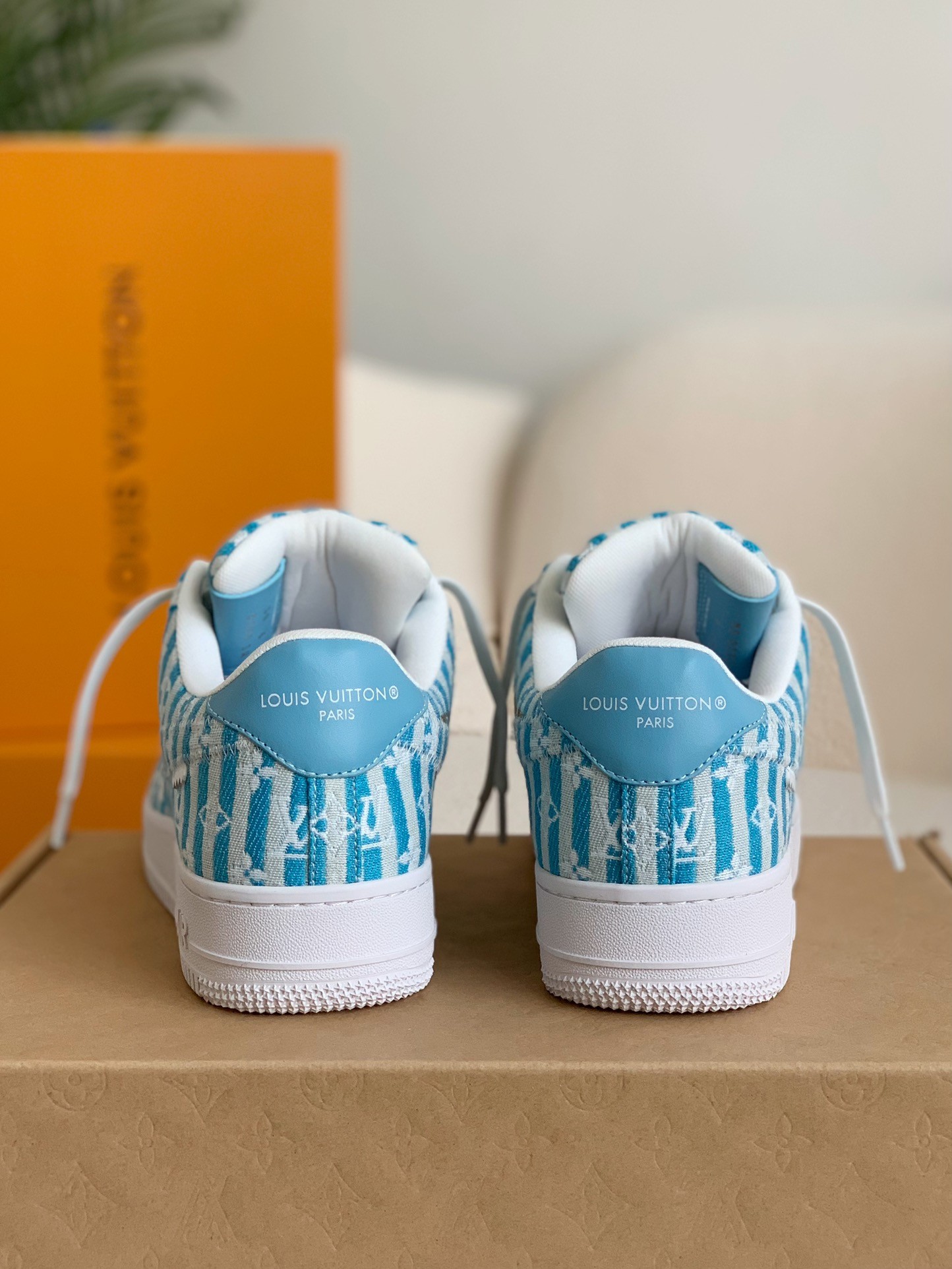 「#119」LOUIS VUITTON X NIKE AIR FORCE 1 SNEAKER - Image 5