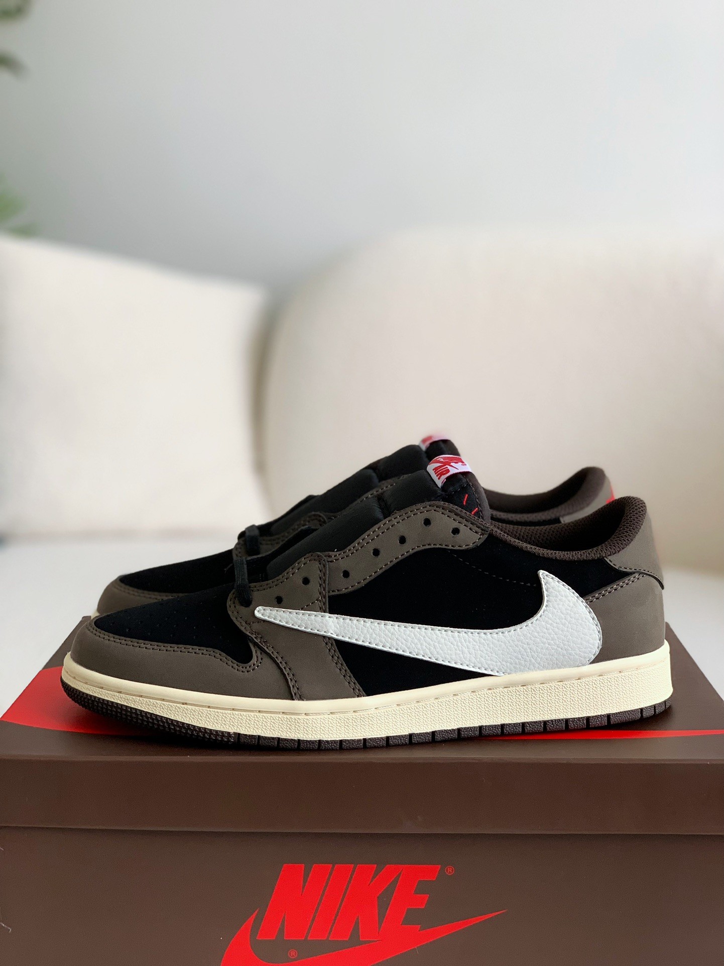 「#125」Nike AirJordan1 x TravisScott AJ Low