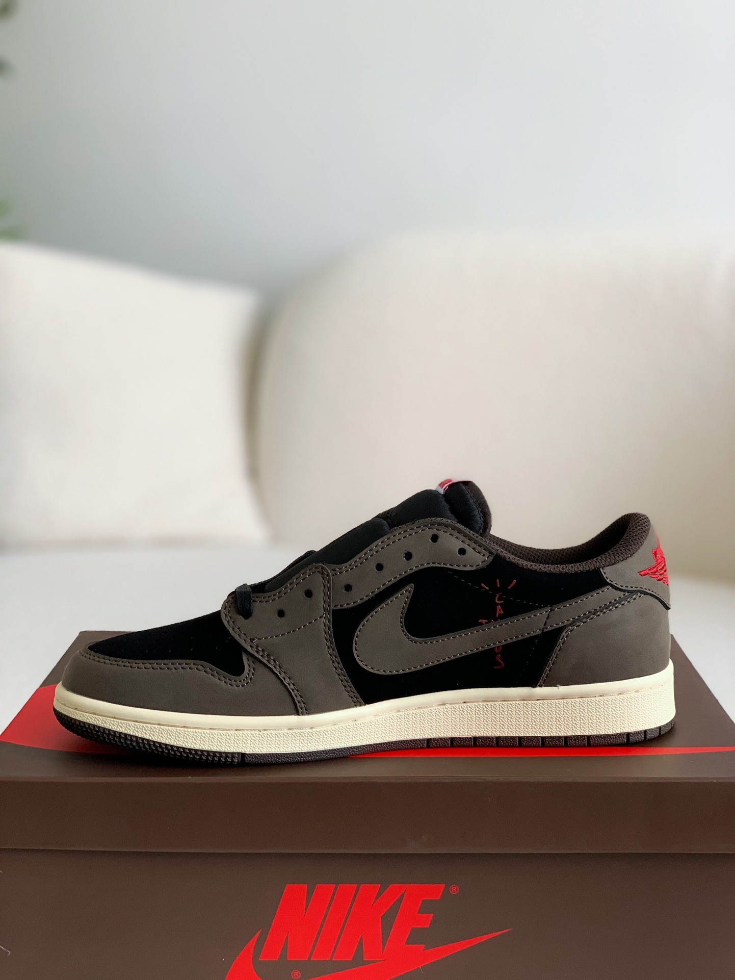 「#125」Nike AirJordan1 x TravisScott AJ Low - Image 4