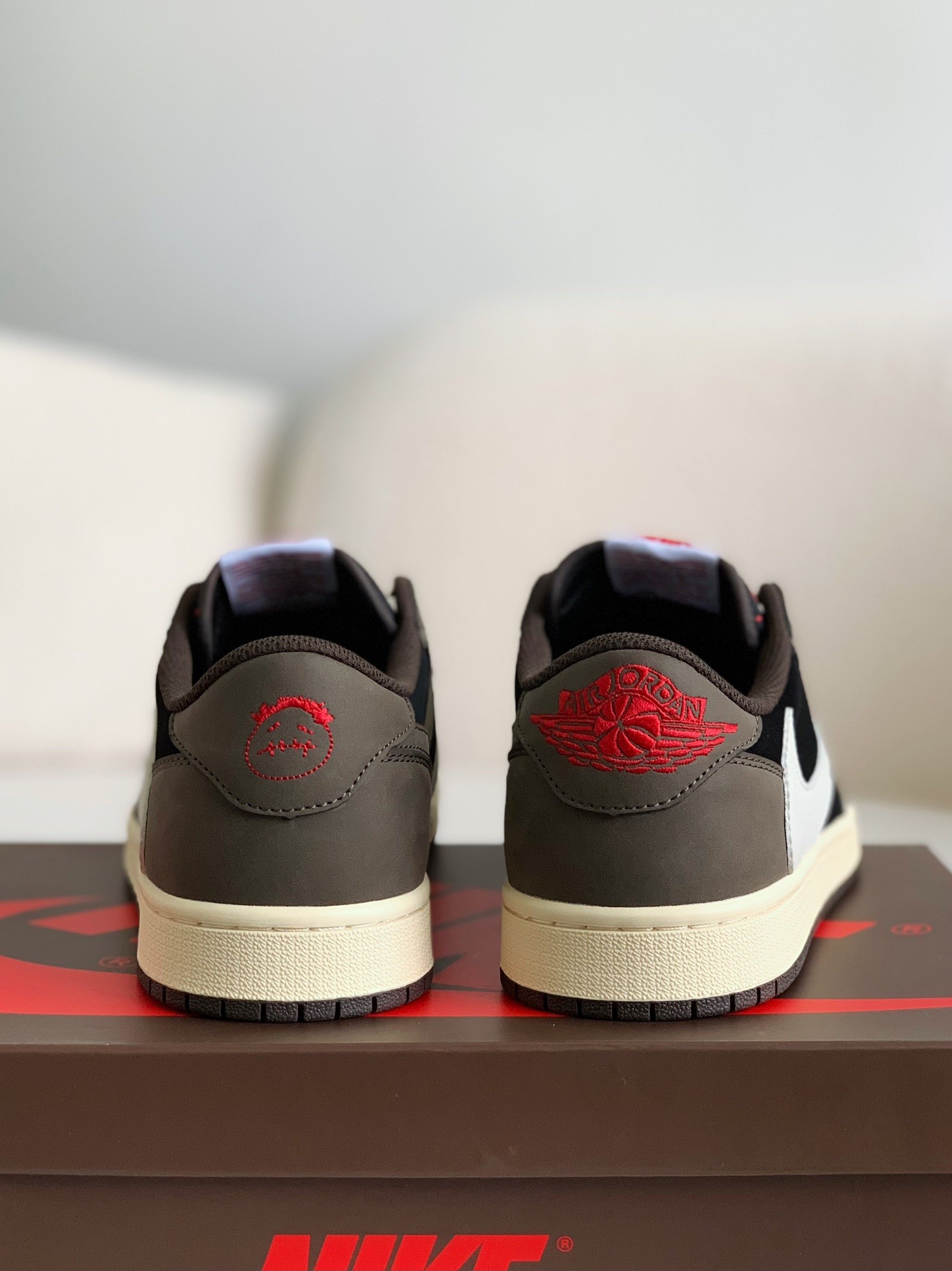 「#125」Nike AirJordan1 x TravisScott AJ Low - Image 5