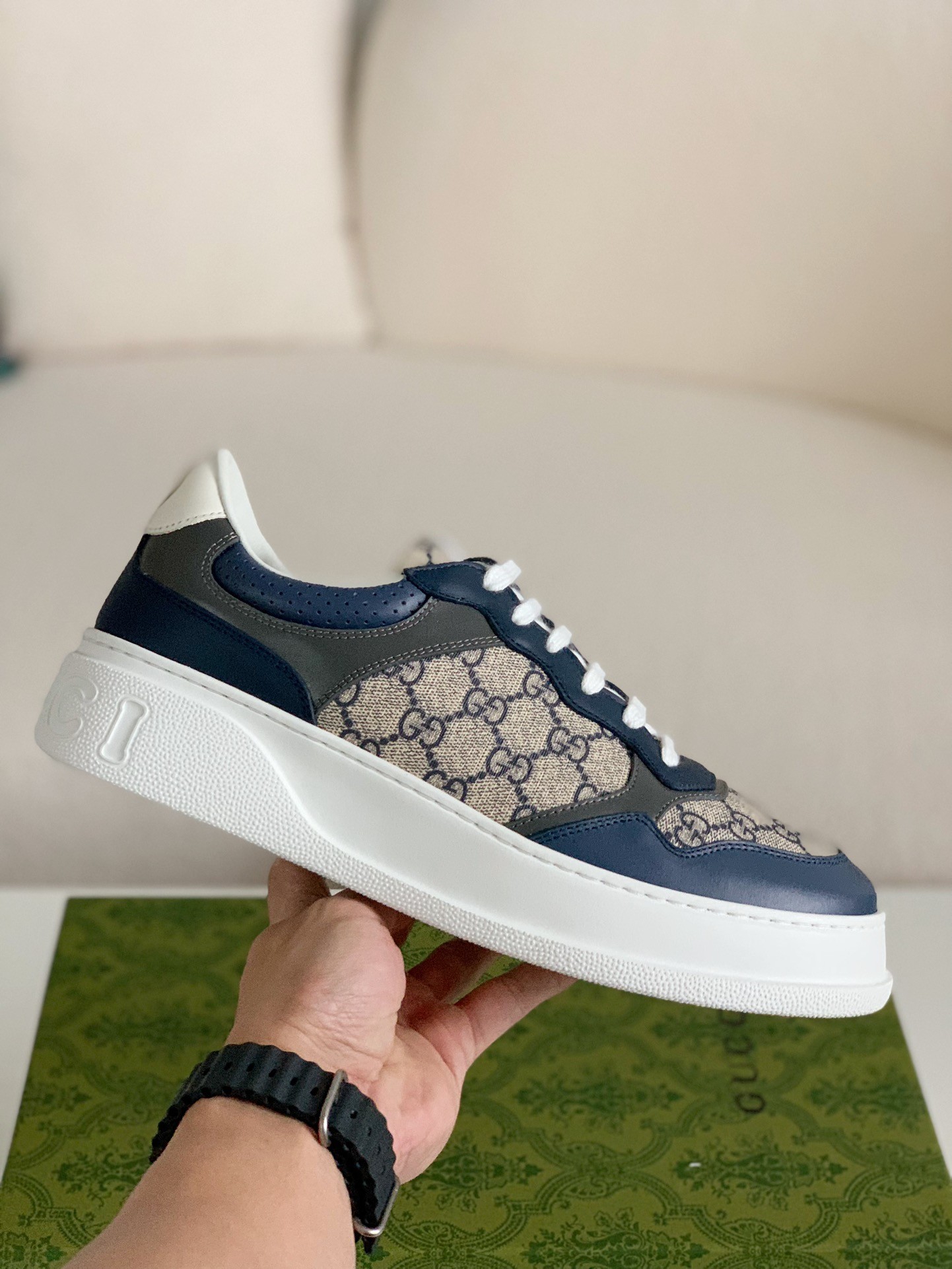 「#136」Gucci sneakers Cowhide - Image 3