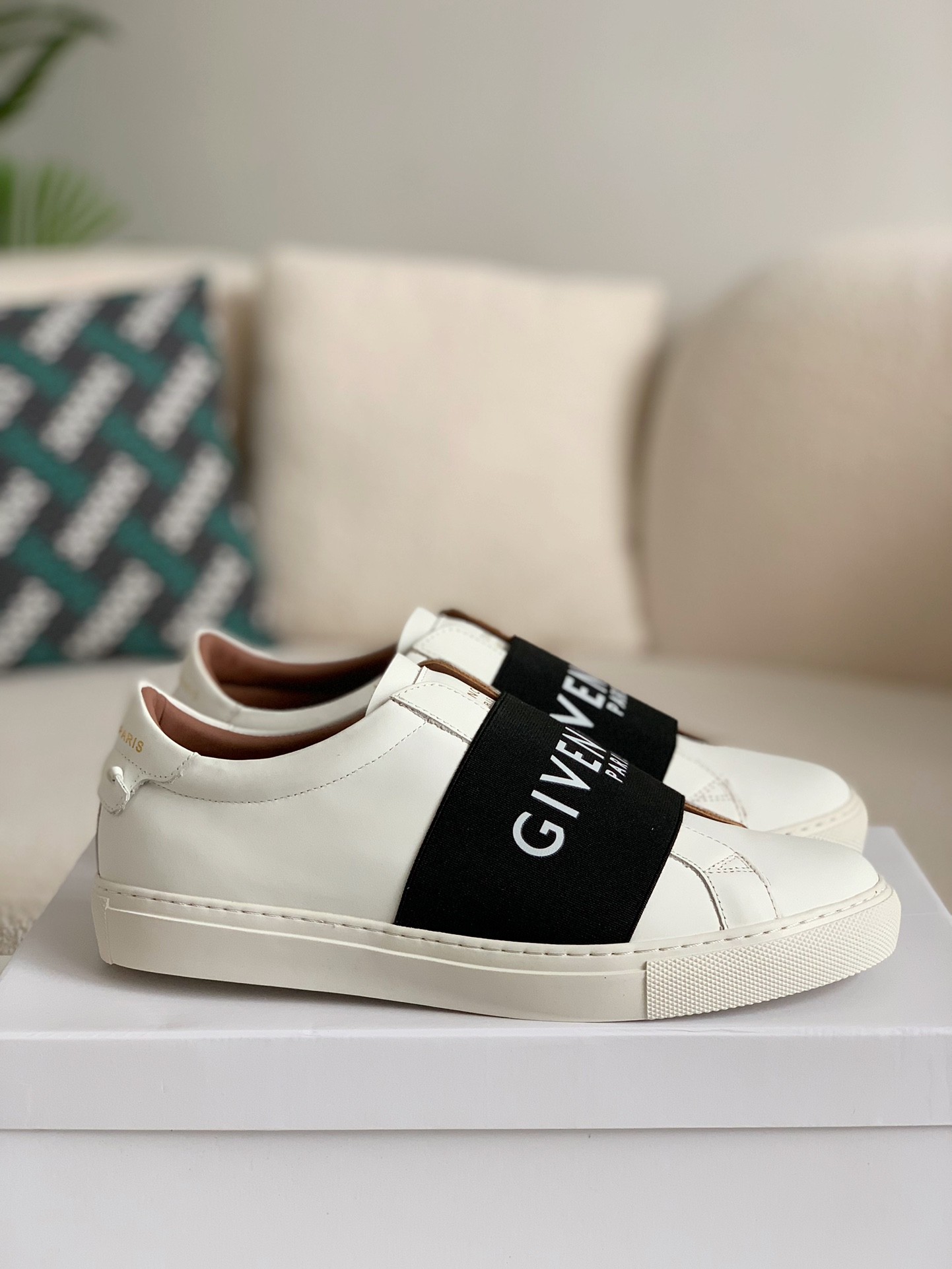 「#142」Givenchy Urban Street Sneakers - Image 2