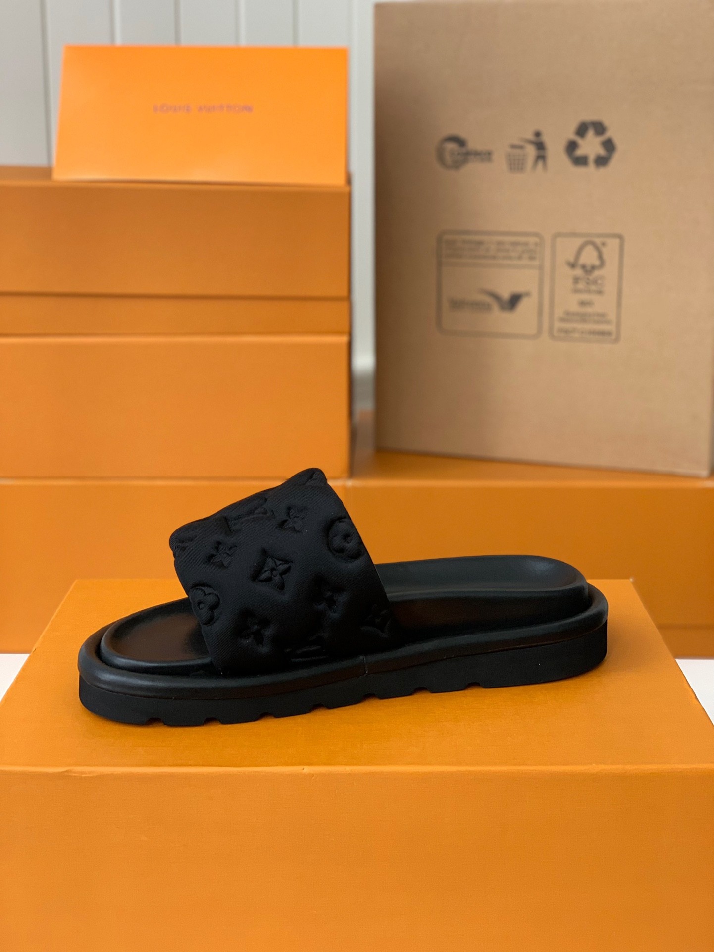 「#146」LOUIS VUITTON MIAMI MULE - Image 4