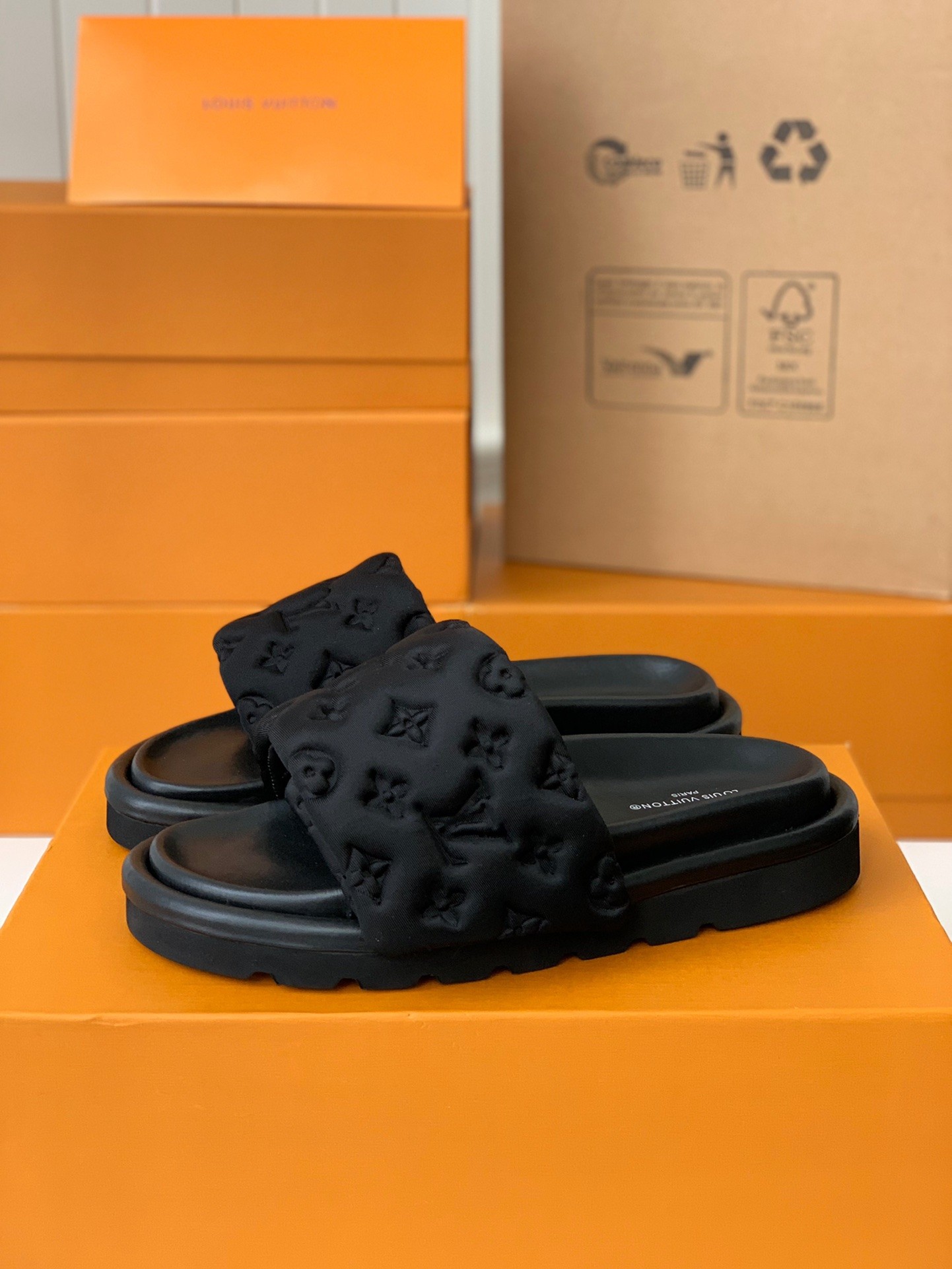 「#146」LOUIS VUITTON MIAMI MULE