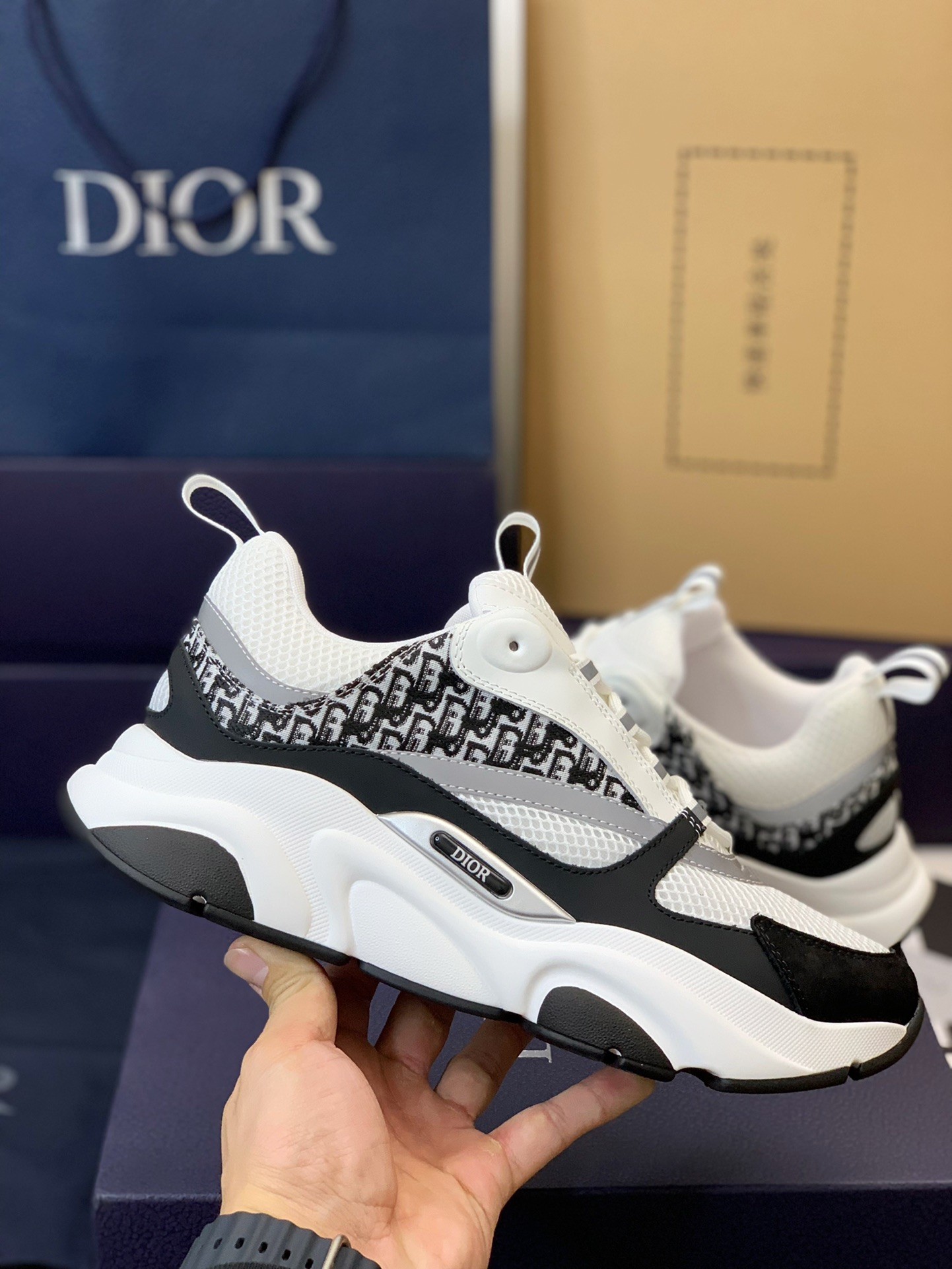 「#150」DIOR classic B22 Clunky Sneaker - Image 3