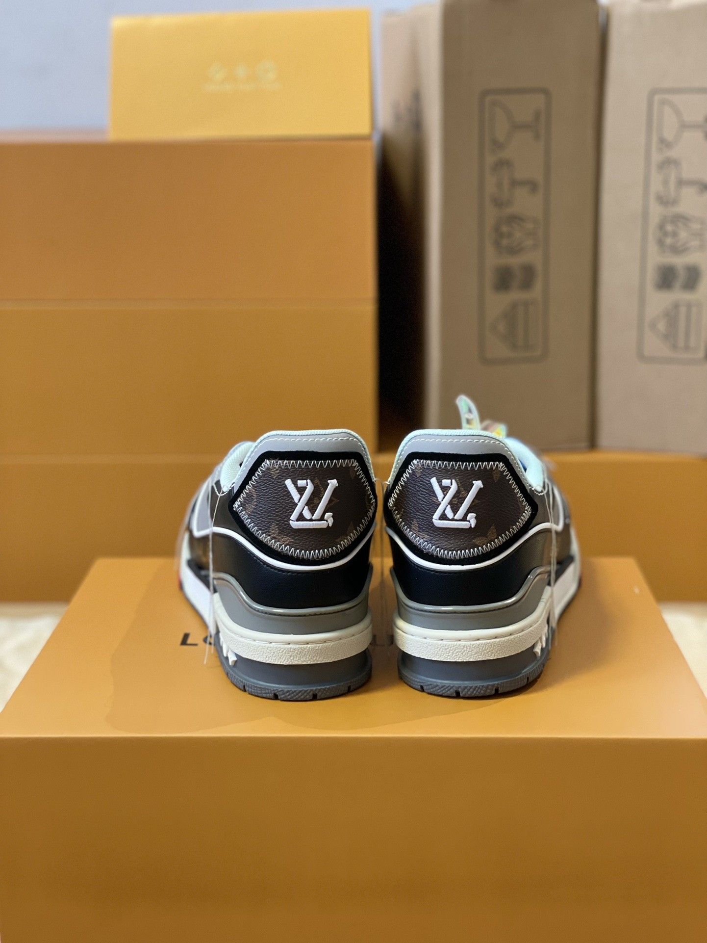 「#169」LOUIS VUITTON TRAINER 1A9IQ5 Sneakers - Image 5
