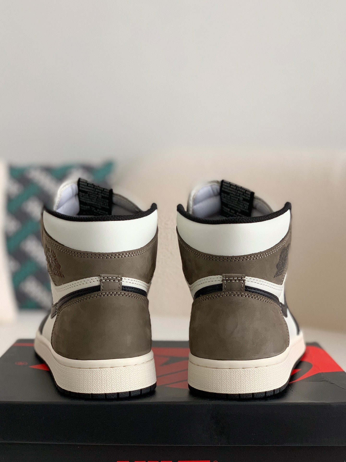 「#67」Nike Air Jordan 1 High Retro Og "Dark Mocha - Image 5