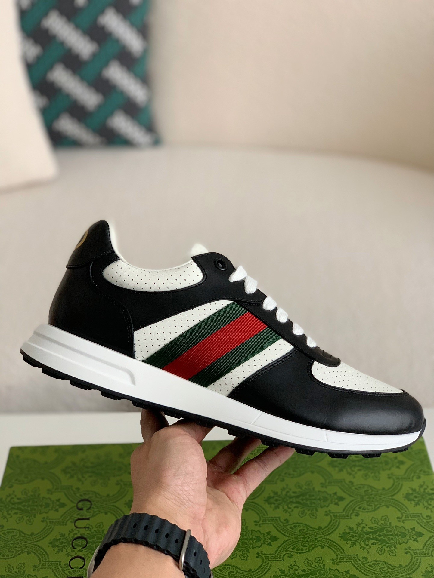 「#73」Gucci New Arrival sneakers - Image 3