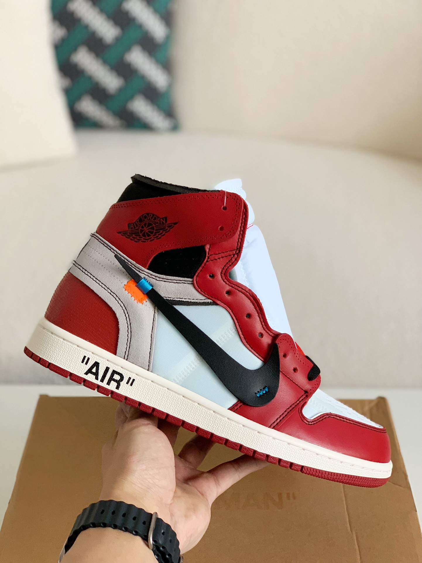 「#74」Nike Off-White Air Jordan 1 Retro Chicago - Image 3