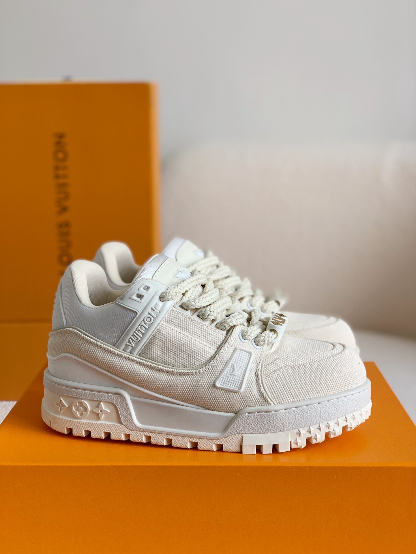 「#77」LOUIS VUITTON TRAINER MAXI SNEAKERS - Image 2