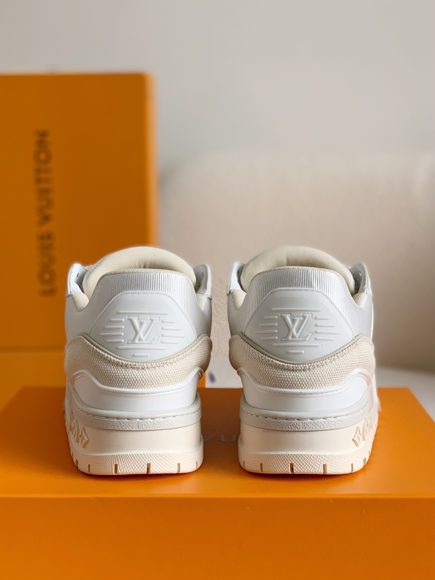 「#77」LOUIS VUITTON TRAINER MAXI SNEAKERS - Image 5
