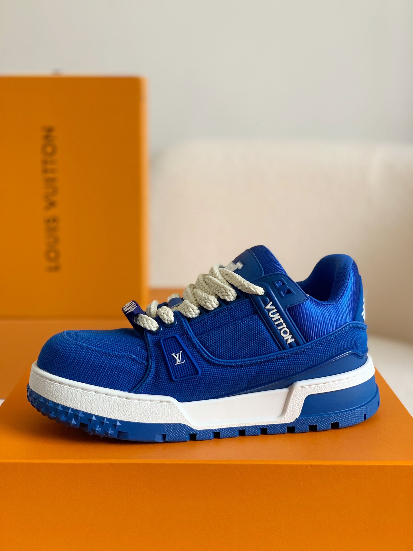 「#79」LOUIS VUITTON TRAINER MAXI SNEAKERS - Image 4