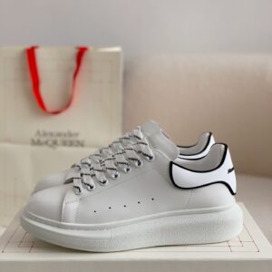 「#84」Alexander McQueen MQ white film tail Sneakers