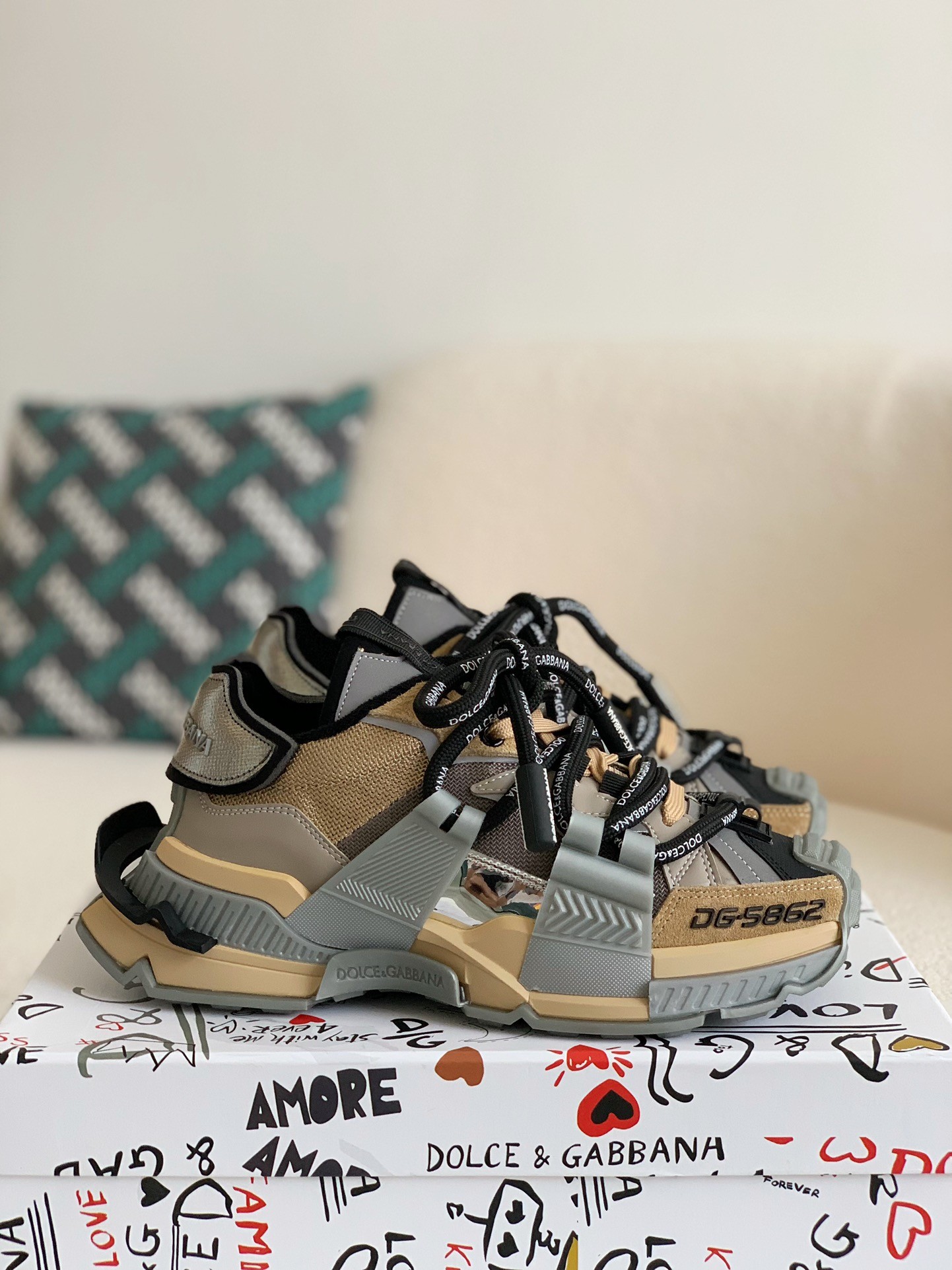 「#85」Dolce&Gabbana Sneakers - Image 2