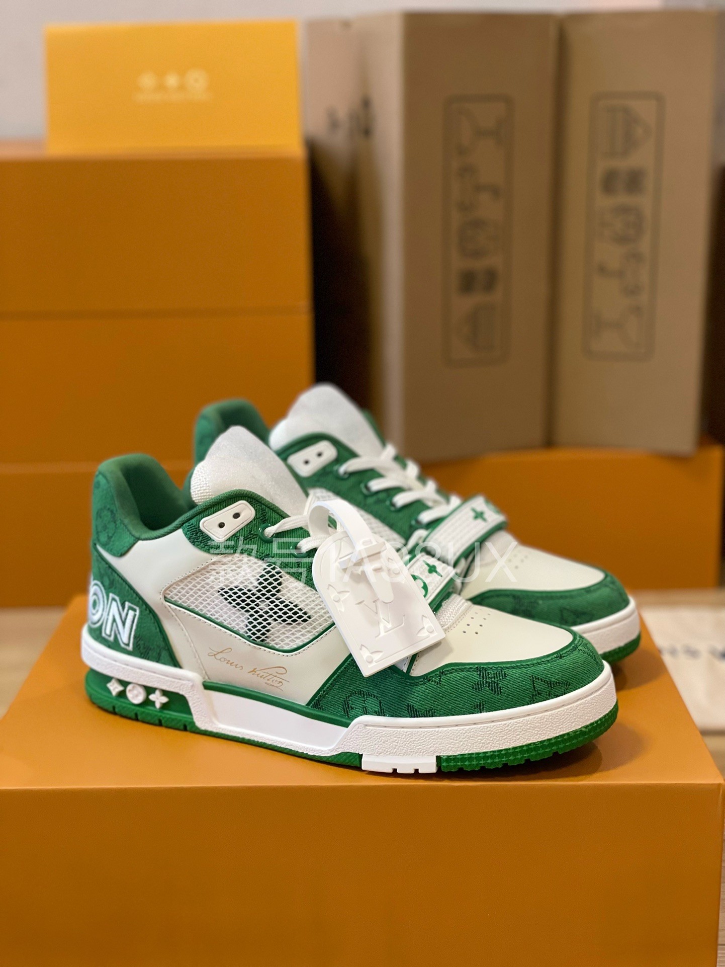 「#224」LOUIS VUITTON TRAINER 1A98UX Sneaker - Image 2