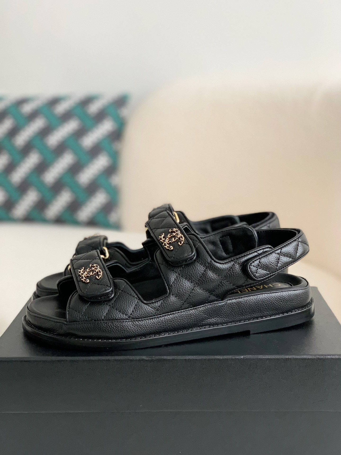 「#228」Chanel Sandals