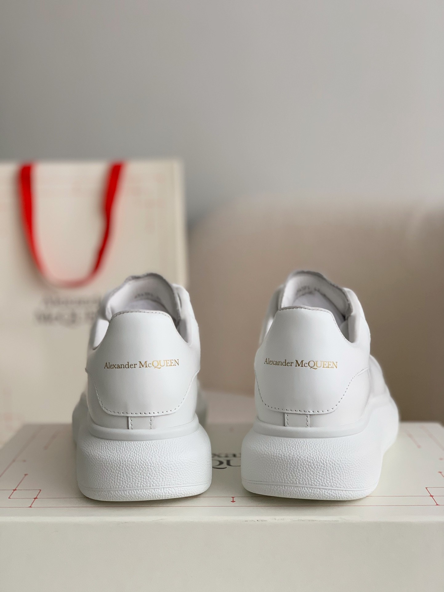 「#229」Alexander McQueen MQ white cowhide tail Sneakers - Image 5