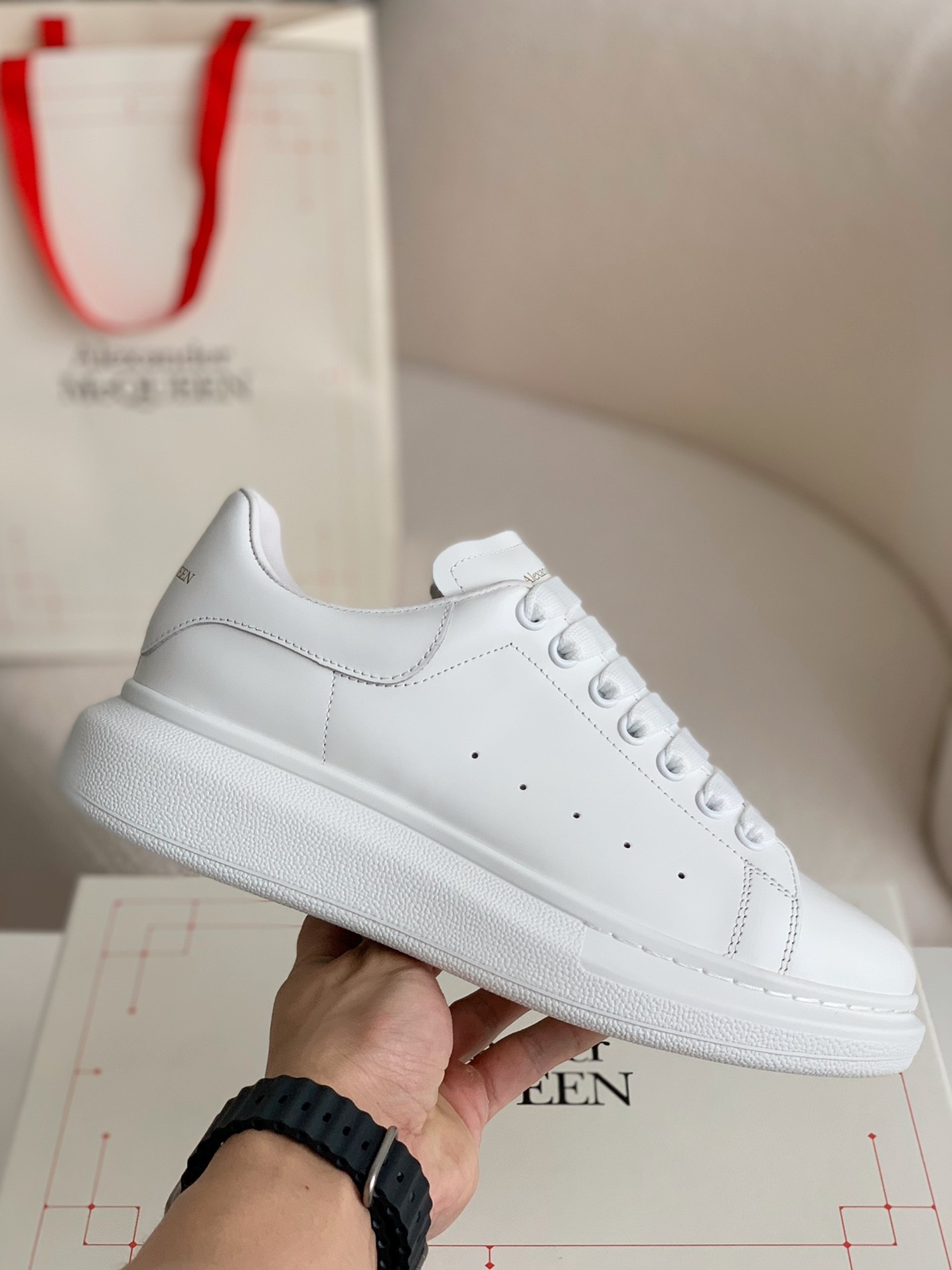 「#229」Alexander McQueen MQ white cowhide tail Sneakers - Image 3