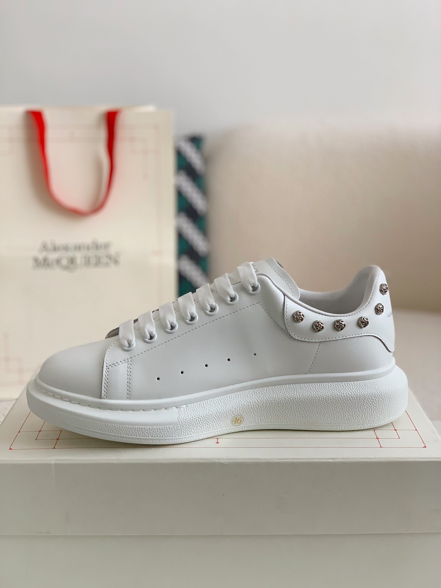 「#235」Alexander McQueen MQ White Rose nail tail Sneakers - Image 3