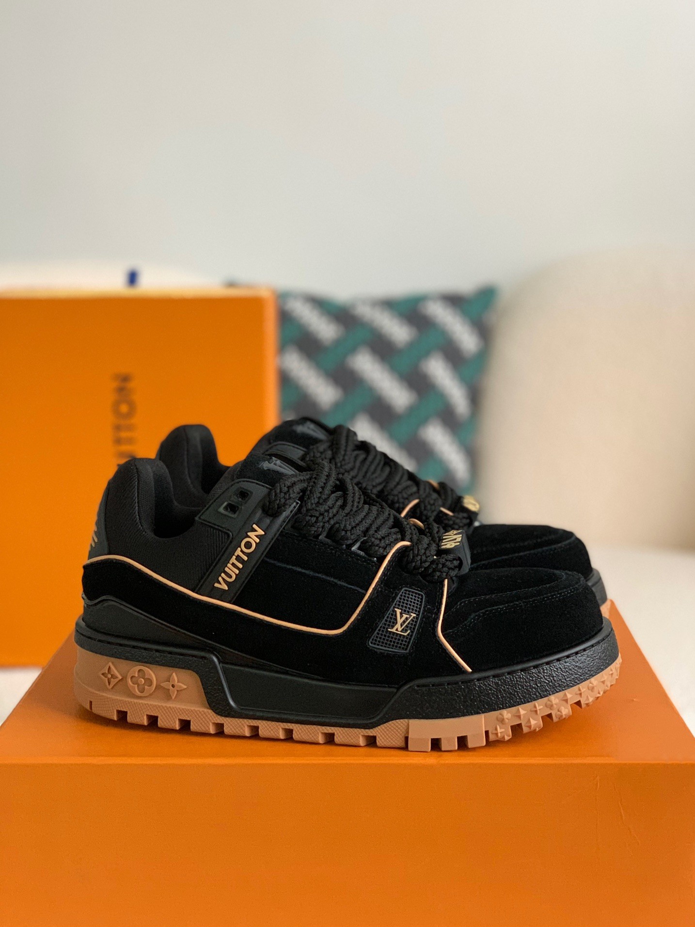 「#236」LOUIS VUITTON TRAINER MAXI SNEAKERS 1ABM2Y - Image 2