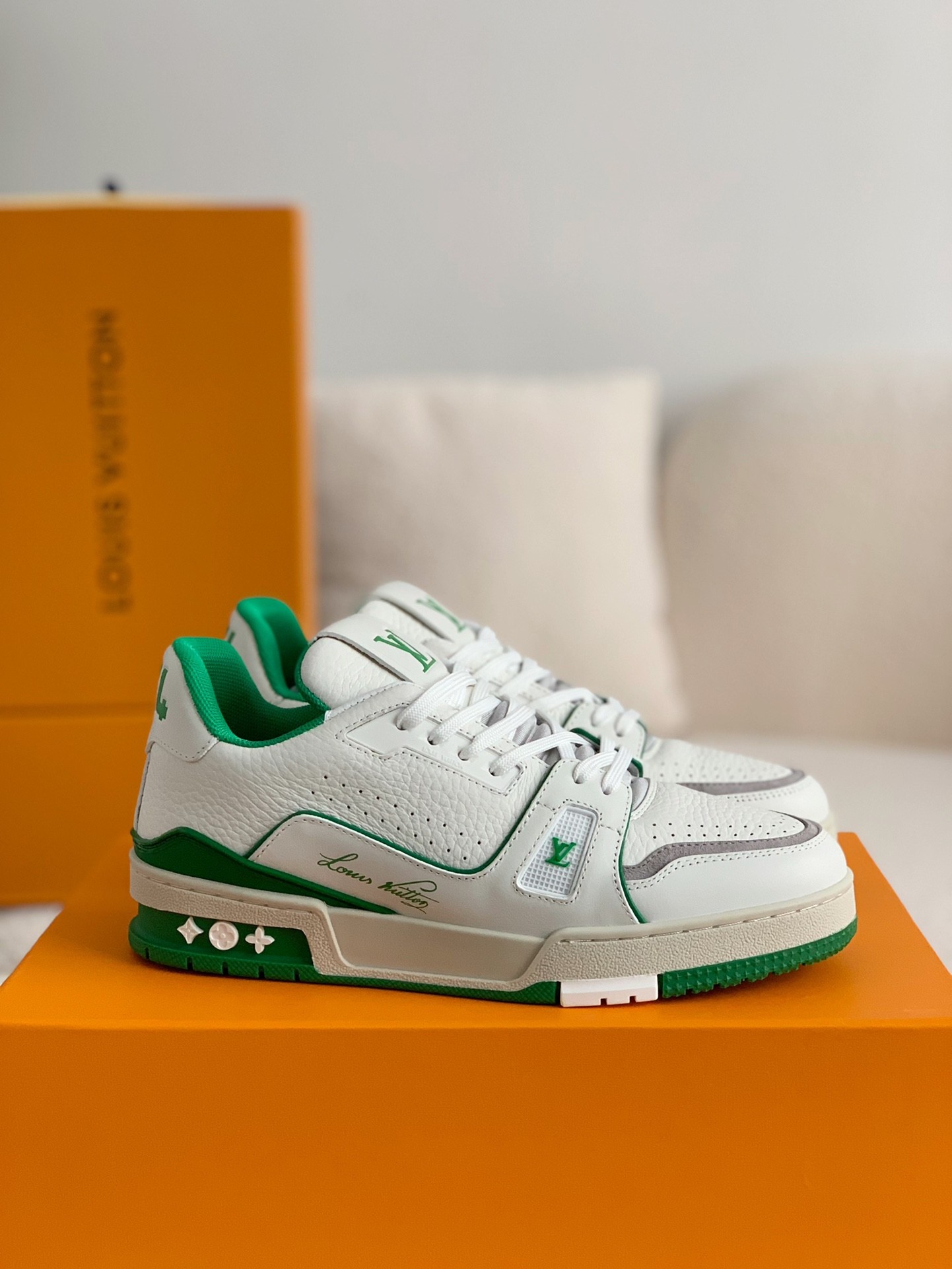 「#245」LOUIS VUITTON TRAINER Sneakers - Image 2