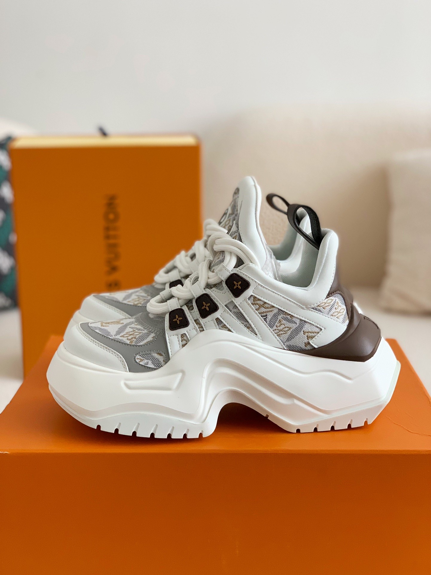 「#263」Louis Vuitton Archlight Sneaker