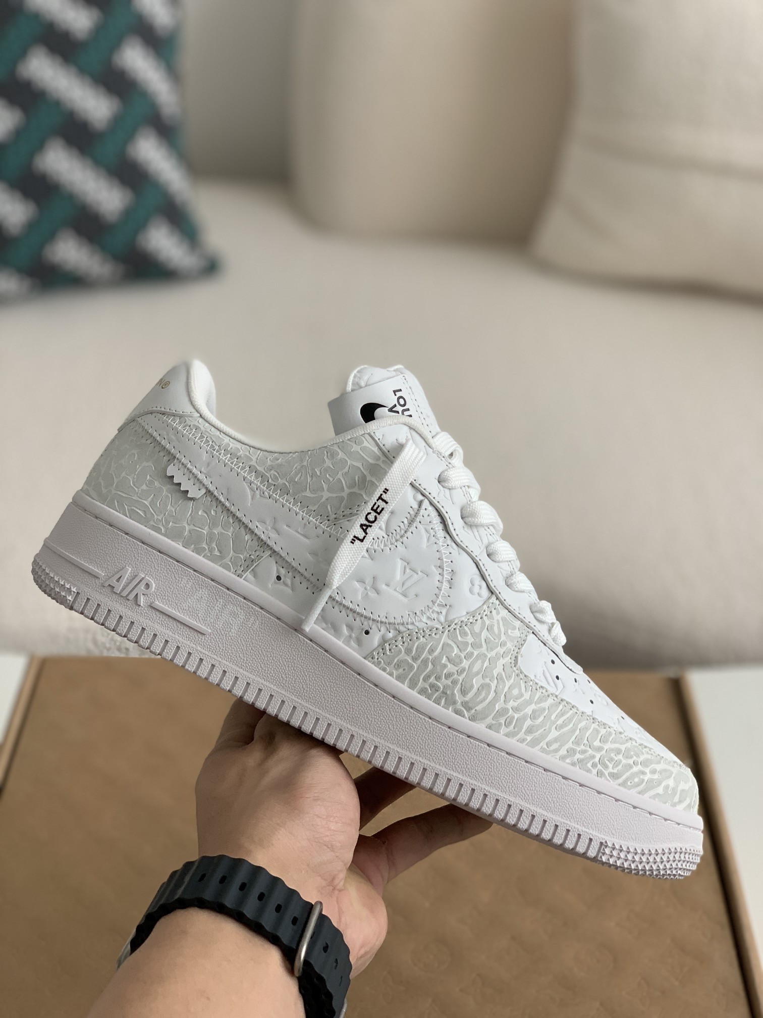 「#270」LOUIS VUITTON X NIKE AIR FORCE 1 SNEAKER - Image 3