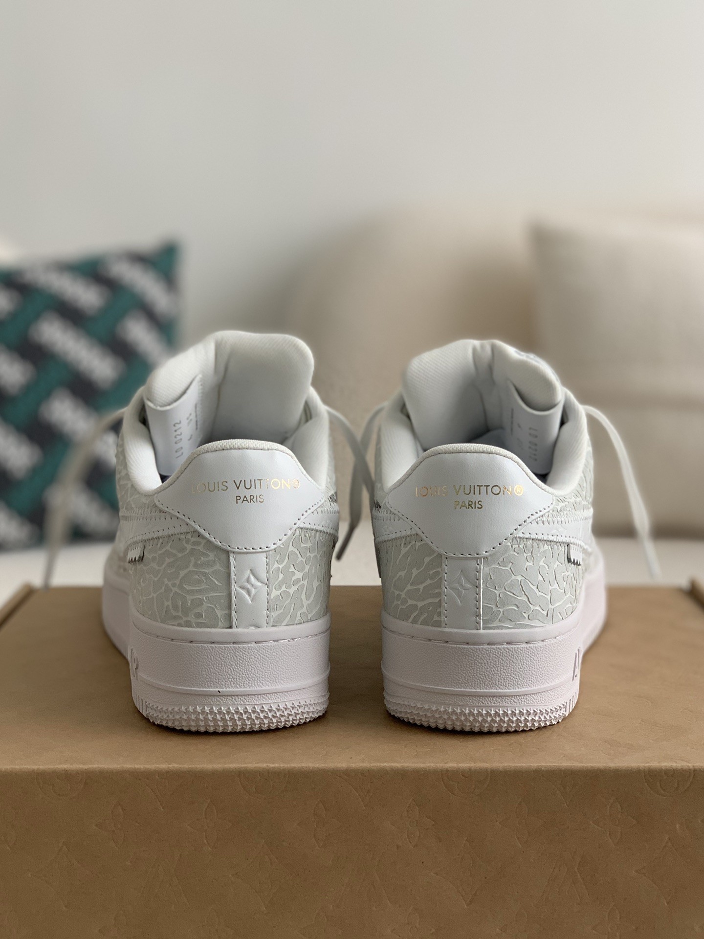「#270」LOUIS VUITTON X NIKE AIR FORCE 1 SNEAKER - Image 5