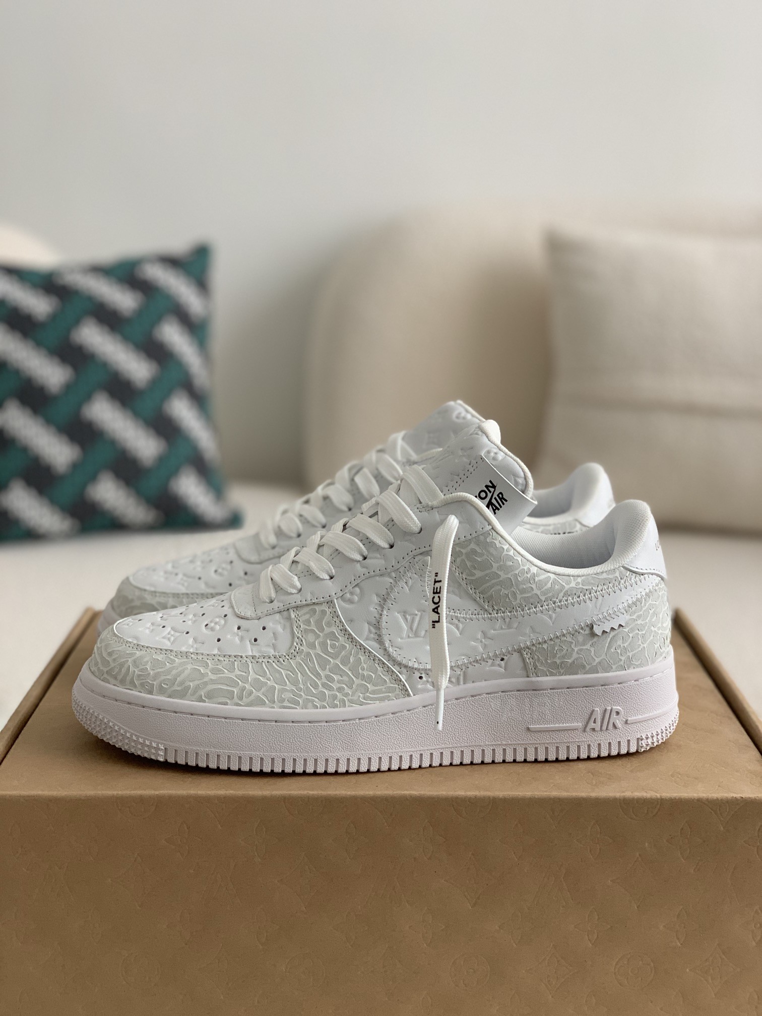 「#270」LOUIS VUITTON X NIKE AIR FORCE 1 SNEAKER