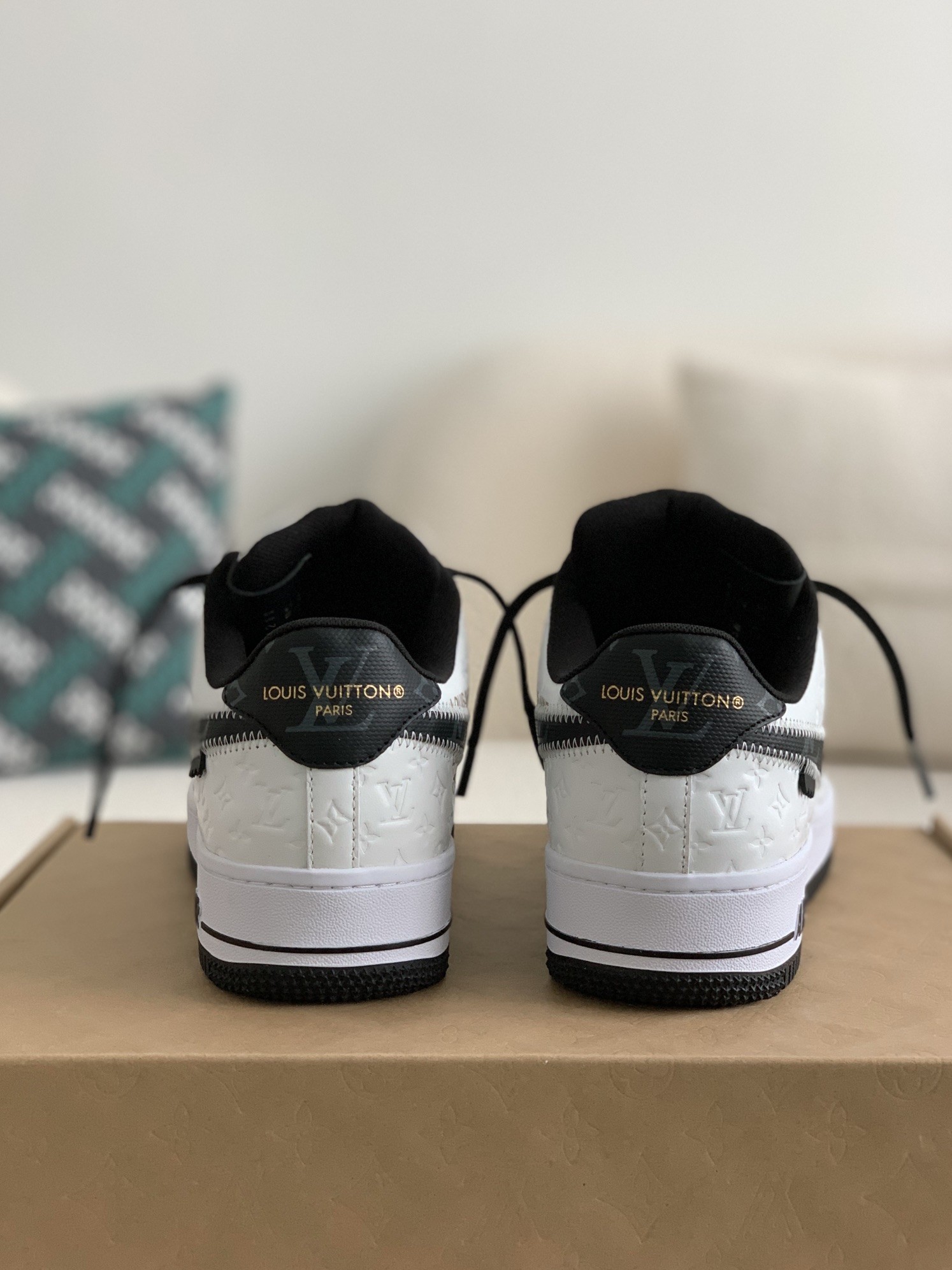 「#272」LOUIS VUITTON X NIKE AIR FORCE 1 SNEAKER - Image 5