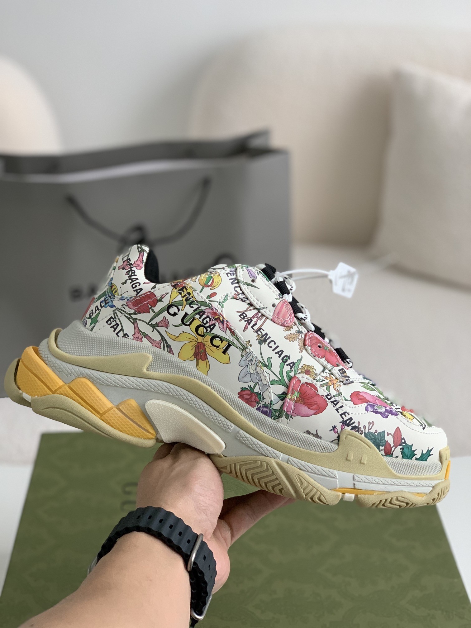 「#275」Gucci X balenciaga Triple S - Image 3