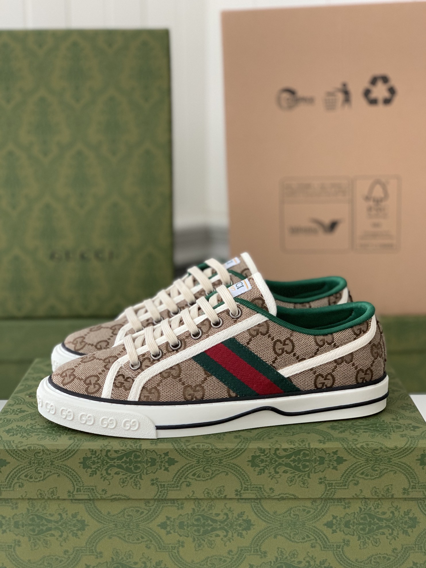 「#290」Gucci Dirty shoes