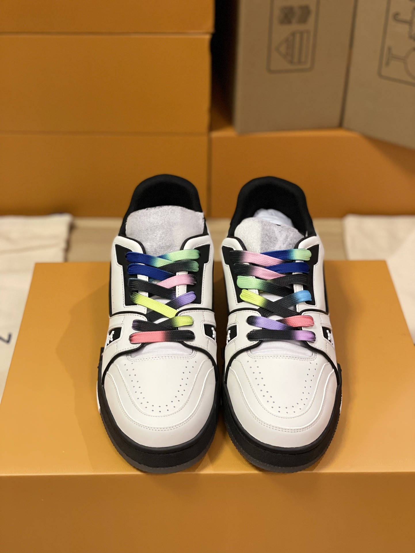 「#181」LOUIS VUITTON TRAINER 1A9IQ5 Sneakers - Image 4