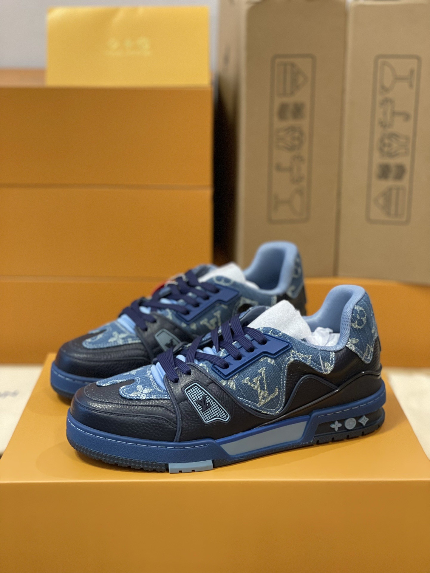 「#195」LOUIS VUITTON TRAINER 1A9IQ5 Sneaker
