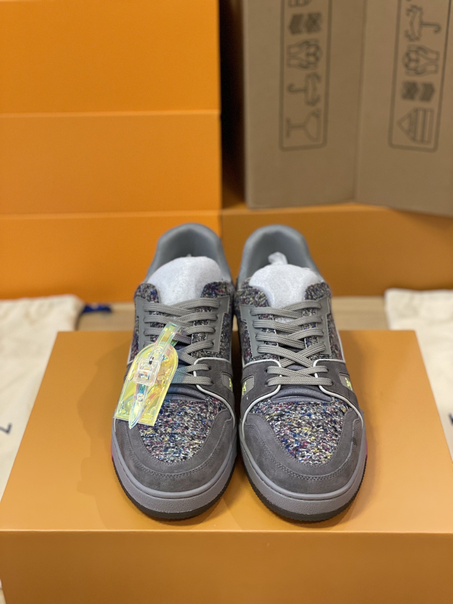 「#207」LOUIS VUITTON TRAINER 1A998B Sneaker - Image 4