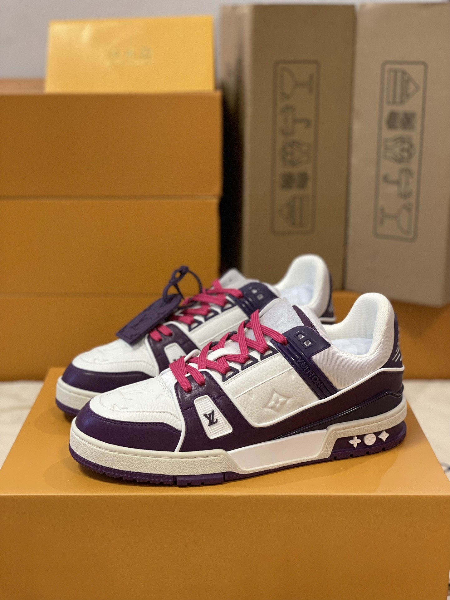 「#215」LOUIS VUITTON TRAINER 1A5Q1C Sneaker