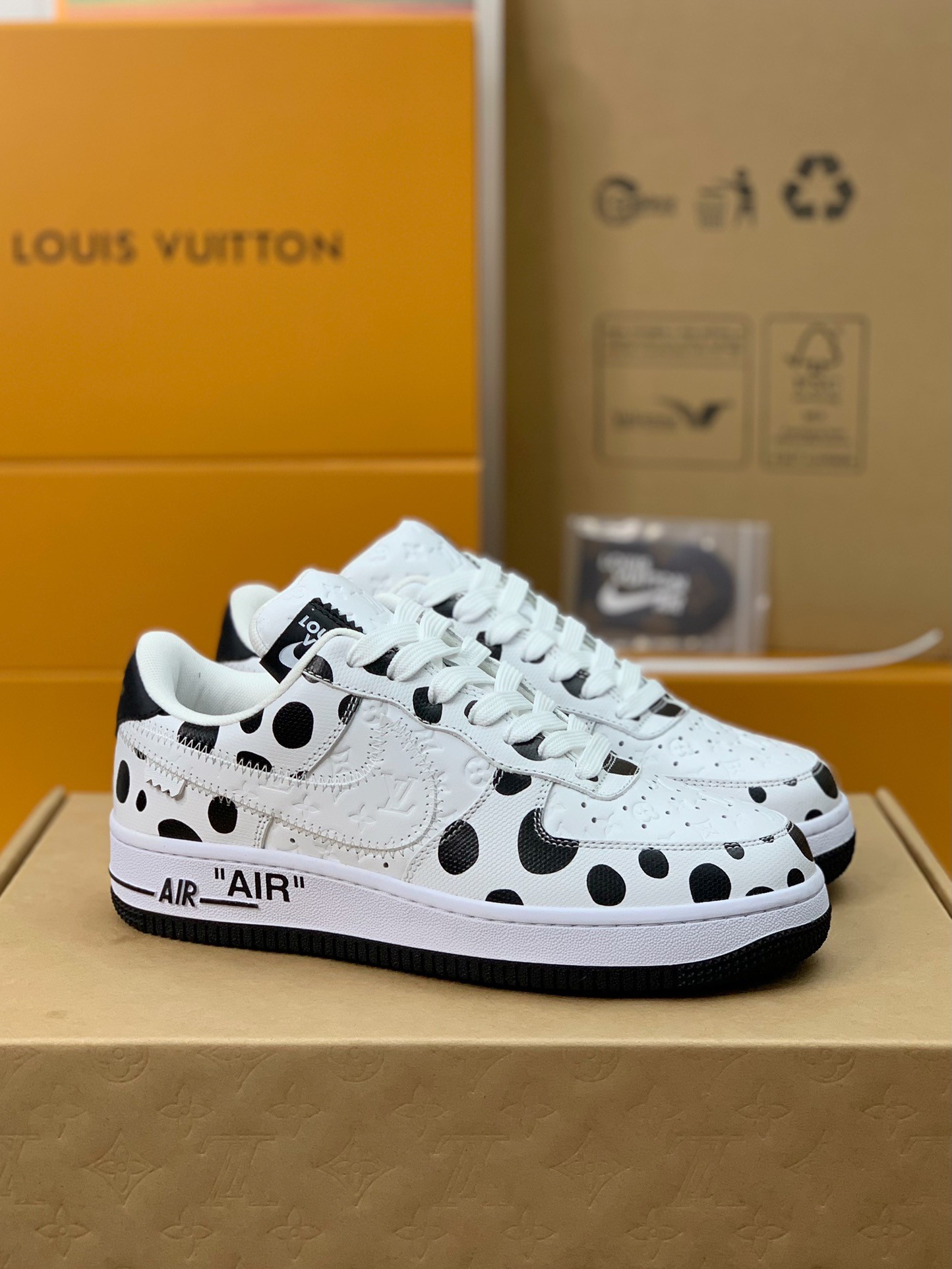 「#350」LOUIS VUITTON × Nike Air Force 1 low - Image 2