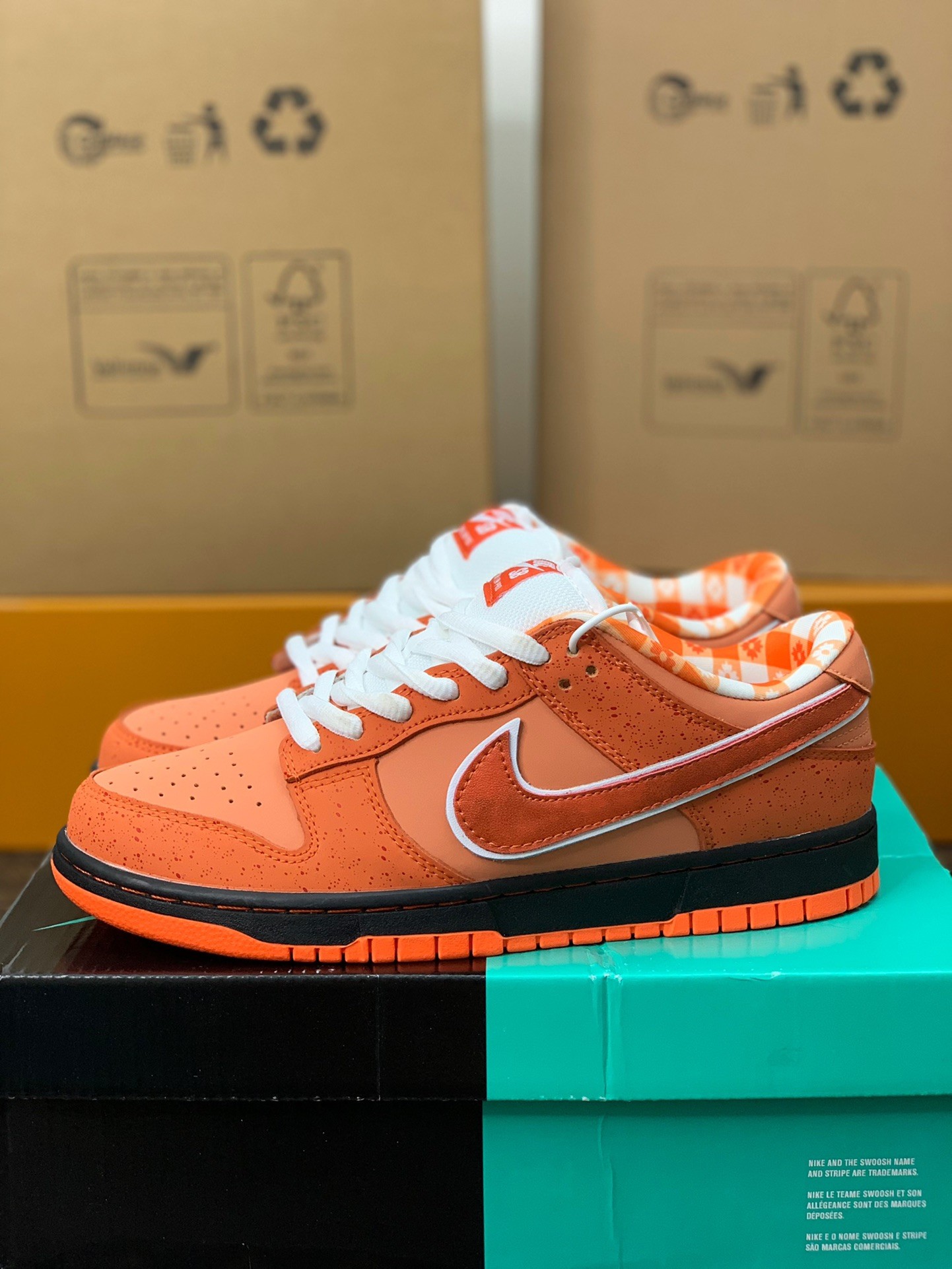 「#317」Nike UA Dunk SB Low Orange Lobster Sneakers