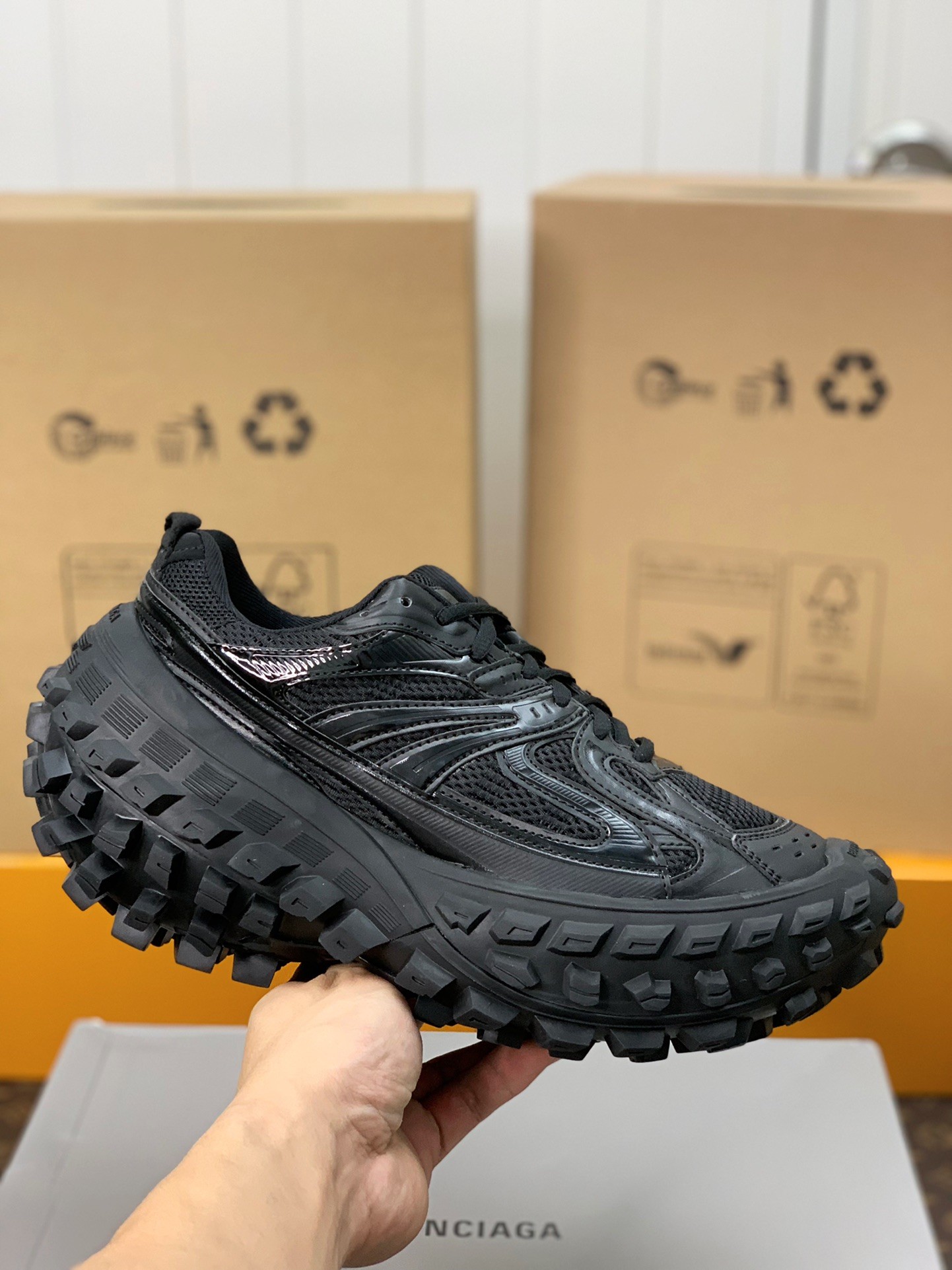 「#318」Balenciaga sneakers - Image 3