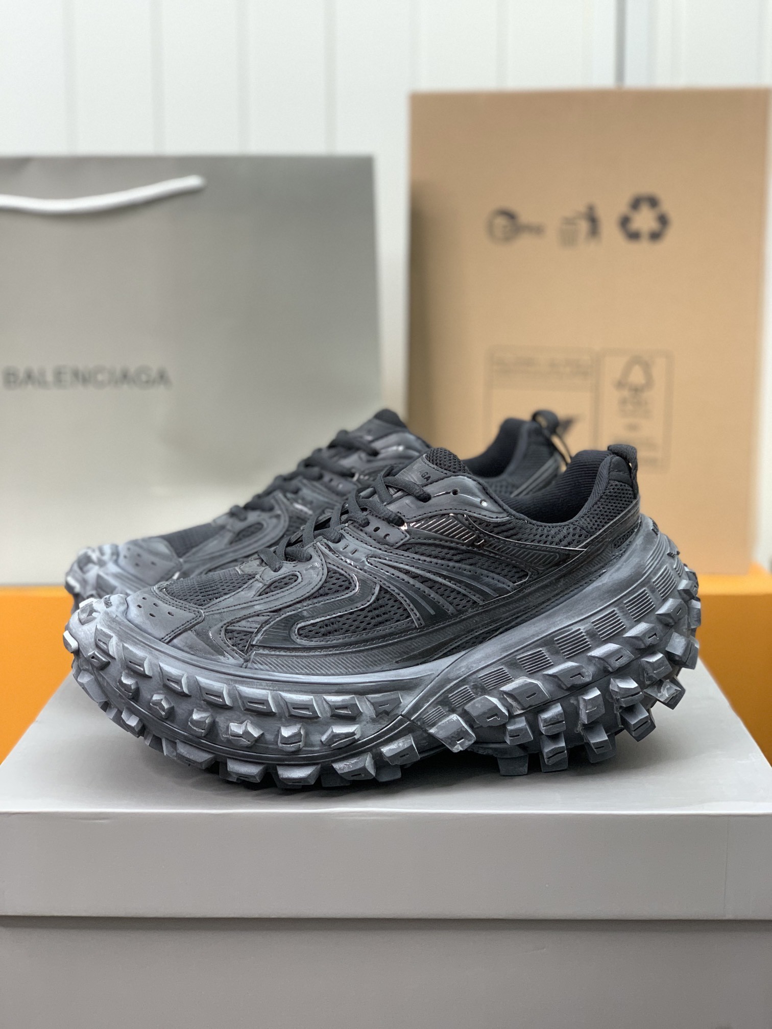 「#326」Balenciaga sneakers
