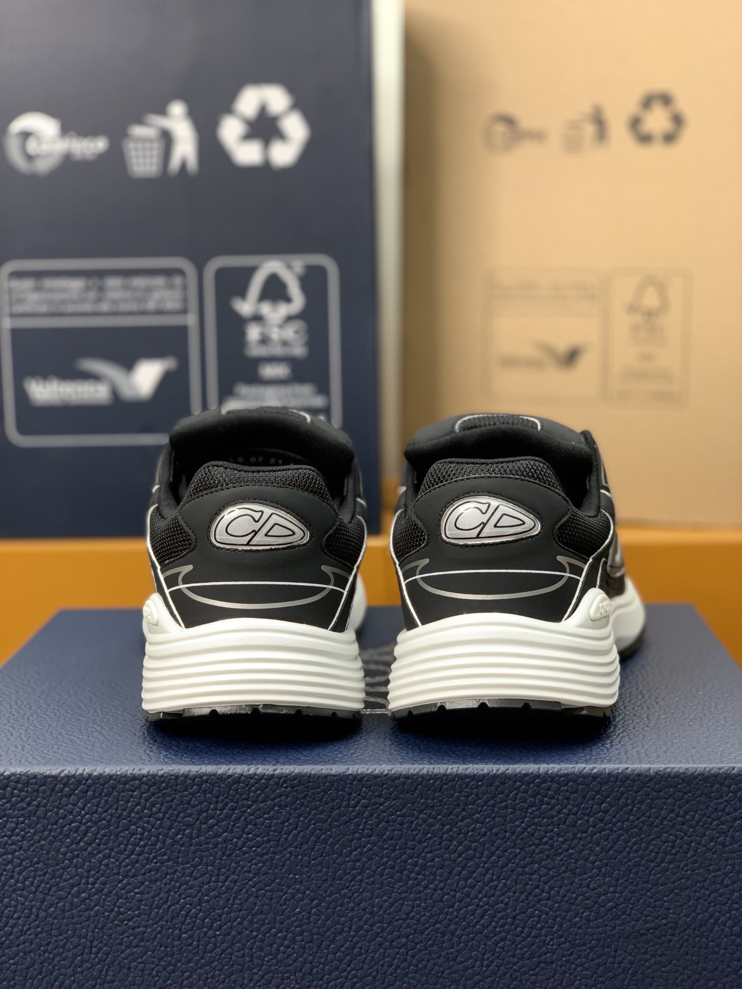「#327」DIOR NEW ARRIVAL B30 Clunky Sneaker - Image 5