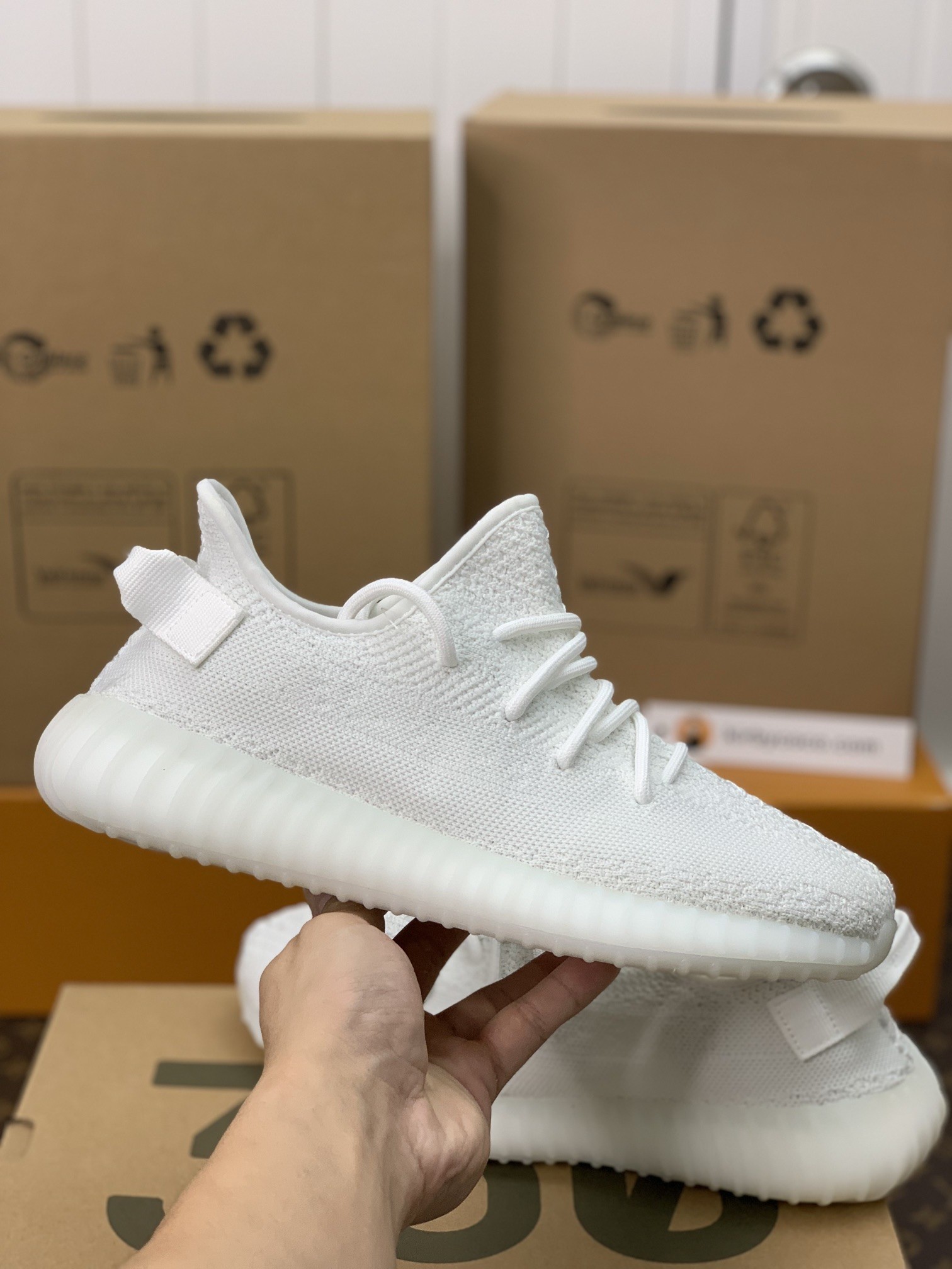 「#330」Adidas Yeezy Boost 350 Sneakers - Image 3